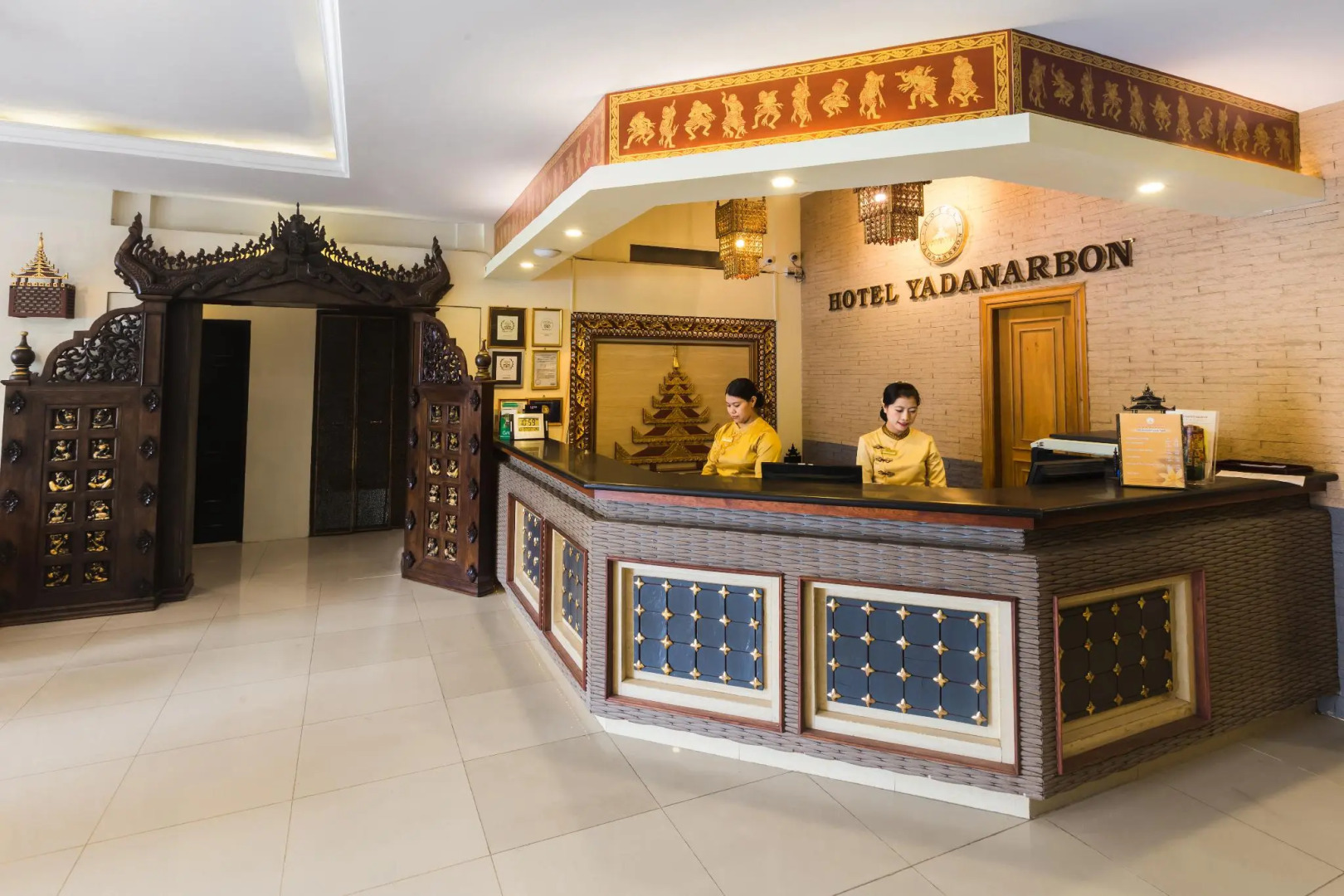 Hotel Yadanarbon