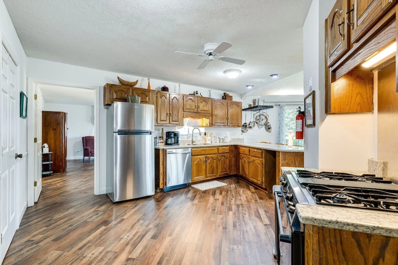 Guntersville Hideaway w/ Mountain & Lake Views!