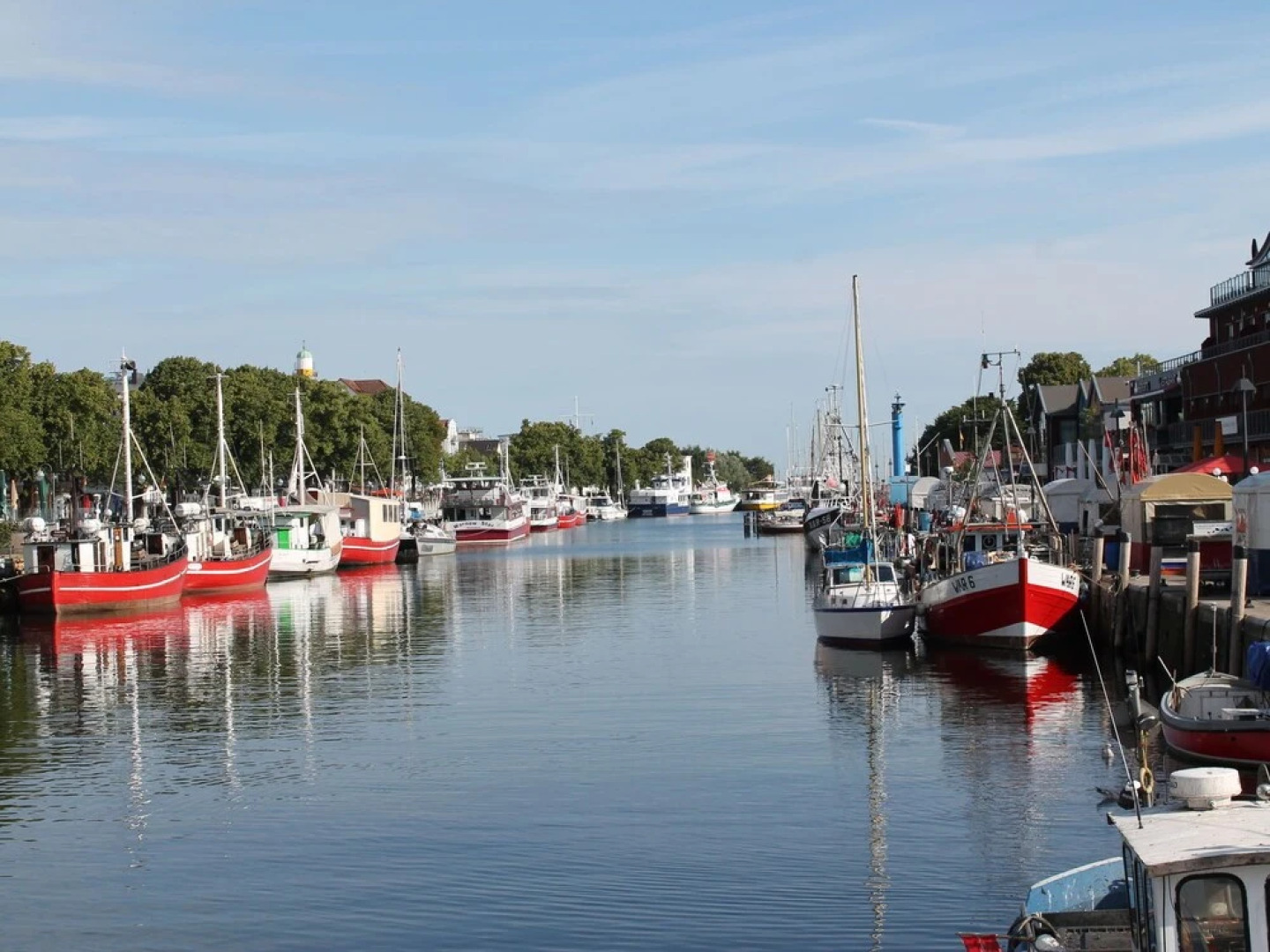 Luxurious Bungalow in Elmenhorst-Lichtenhagen with Garden