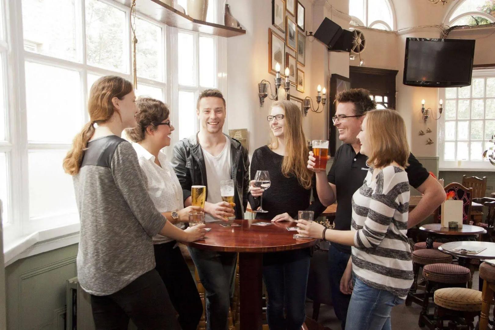 PubLove @ The Green Man - Hostel