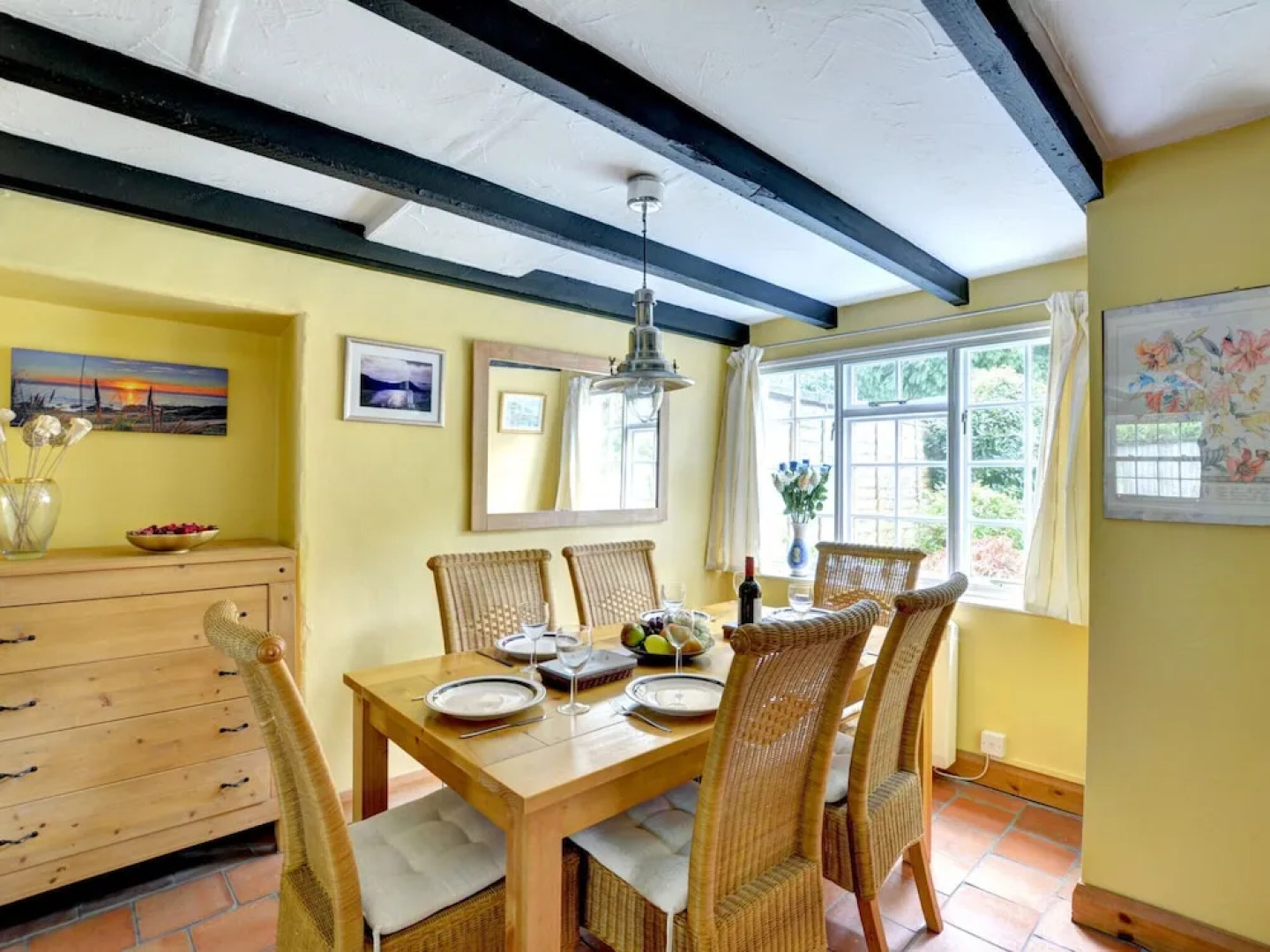 Charming Holiday Home With Lovely Garden