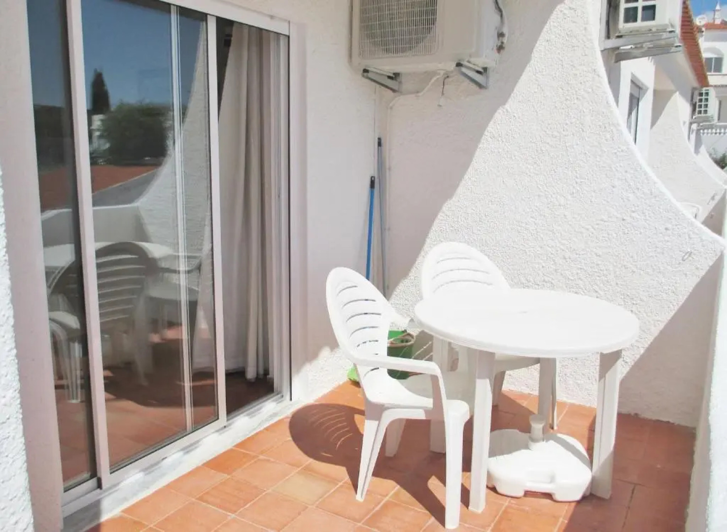 Apartamentos Salema Praia Club