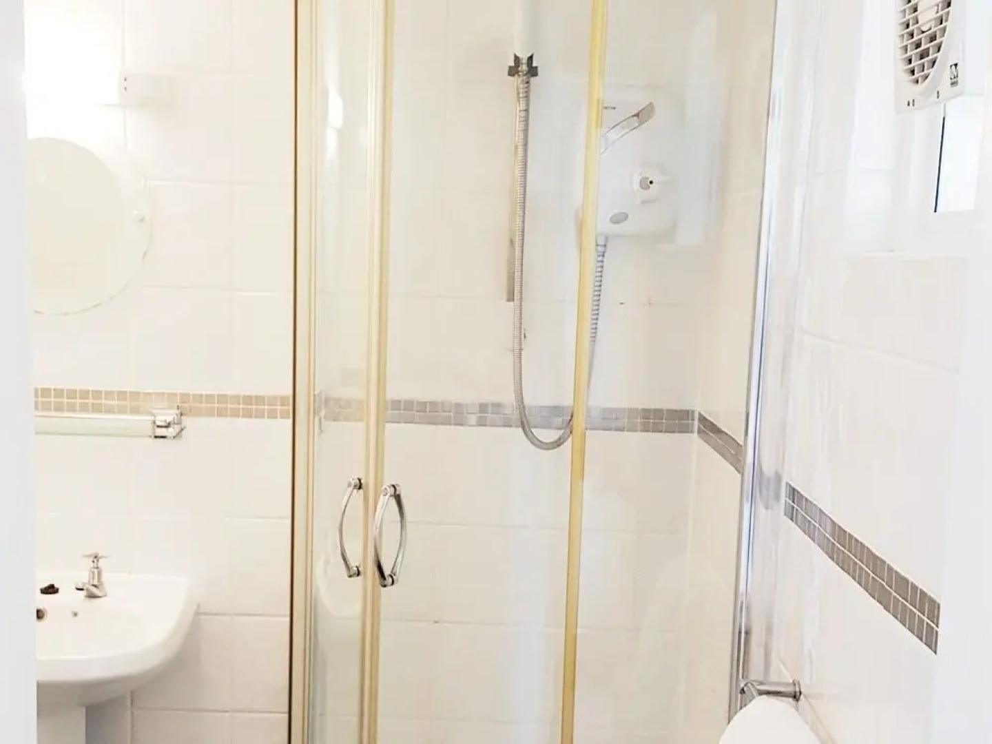 Crumplehorn Inn & Mill