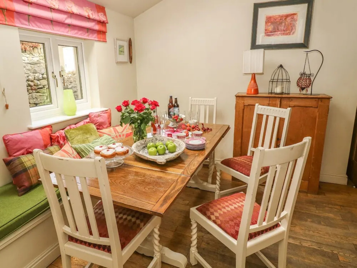 1 Bridge End & Garden