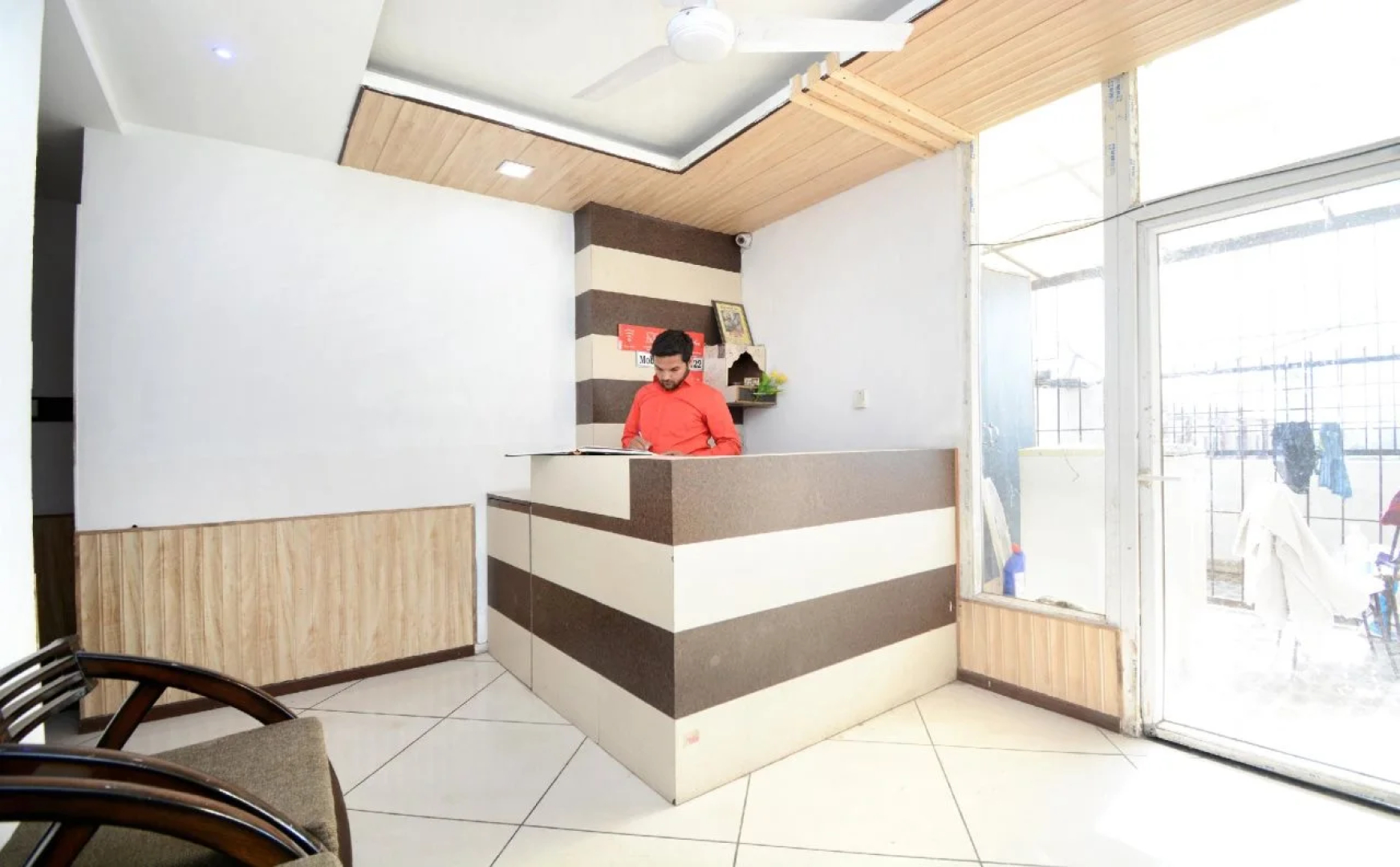 Hotel Sartaj By OYO Rooms