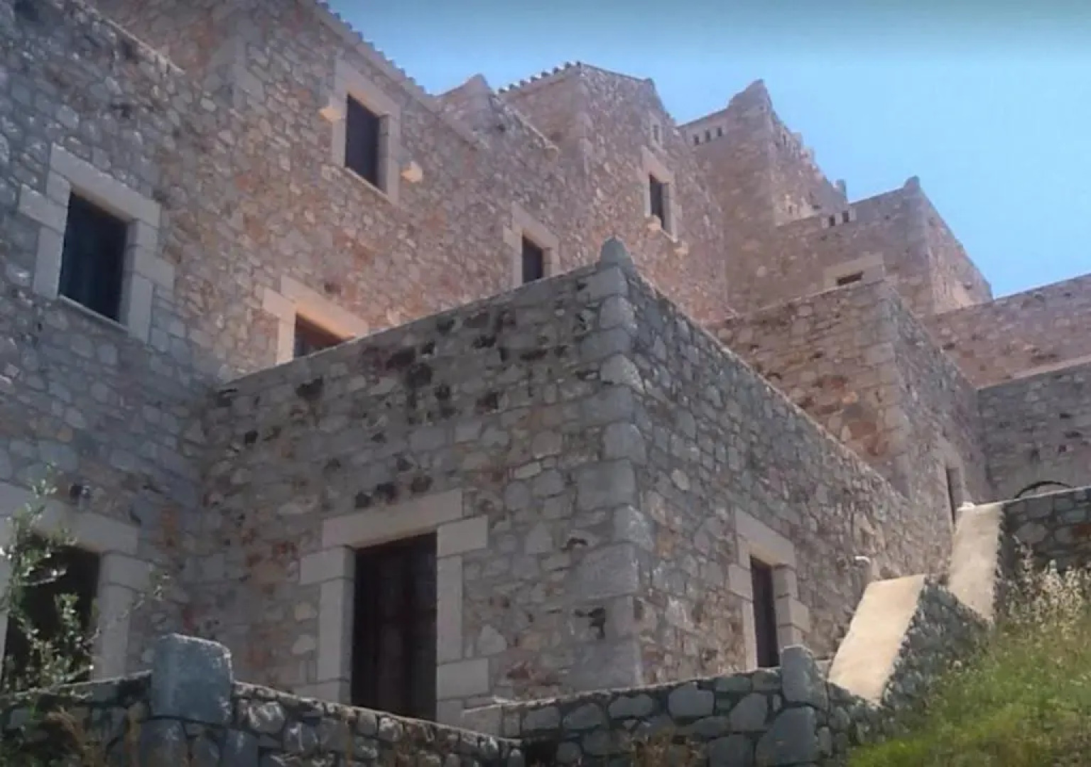 Focalion Castle Luxury Suites