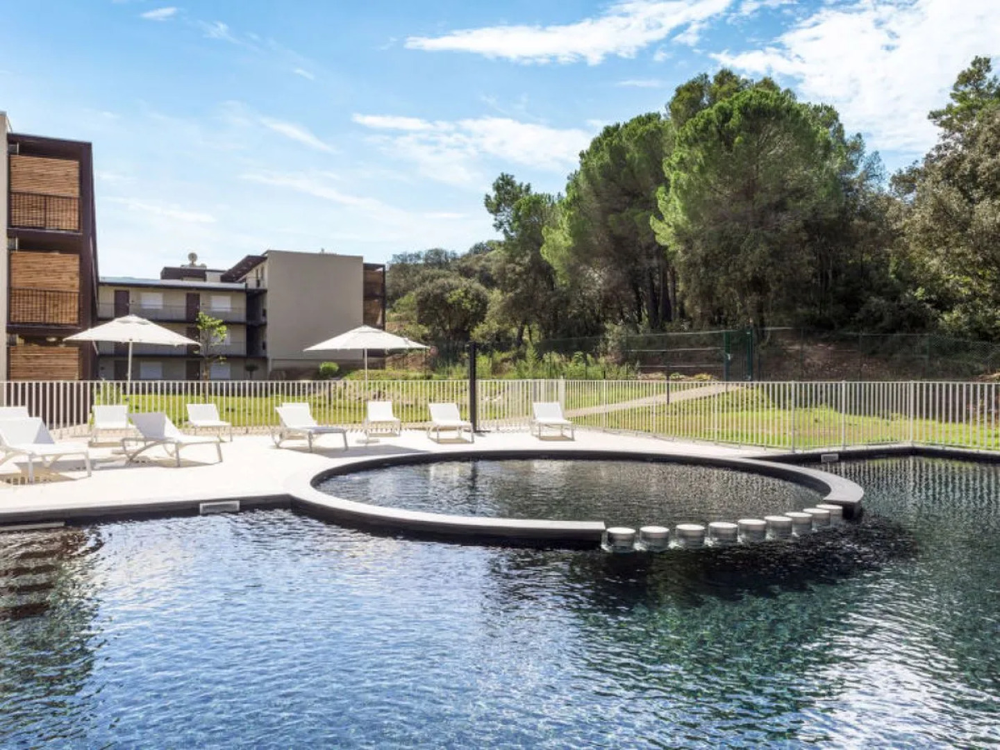 Club Pont du Gard (RML111)