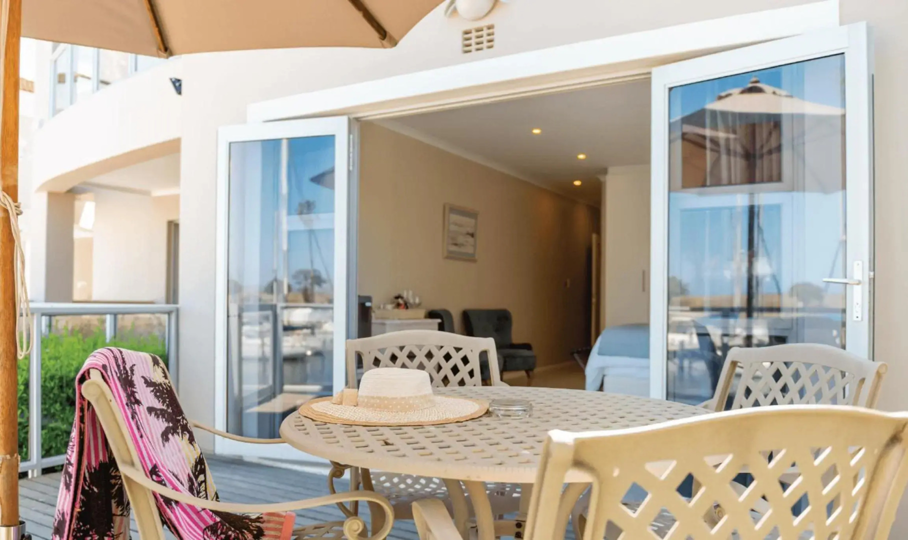 Russells On The Port