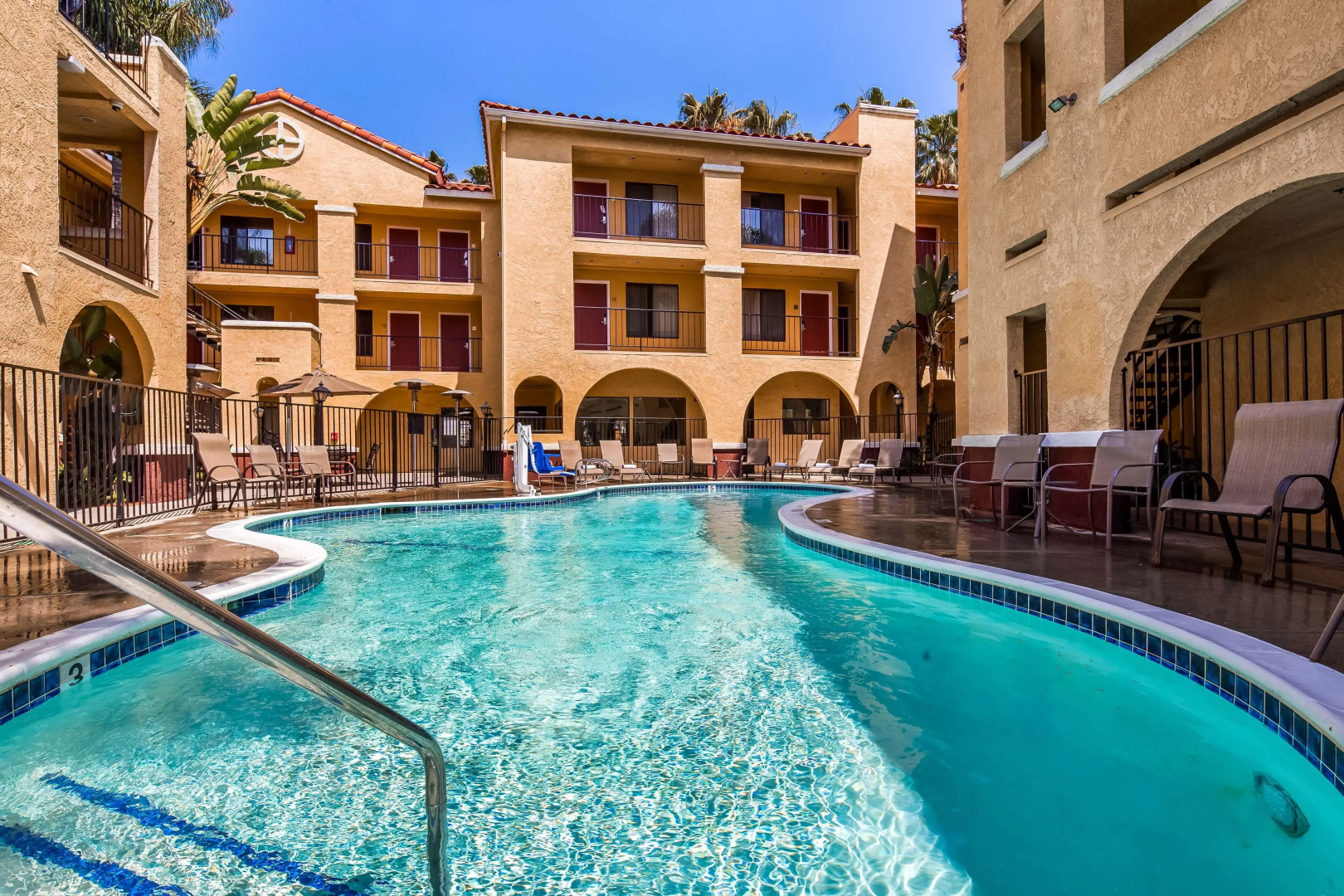 Best Western Moreno Hotel & Suites