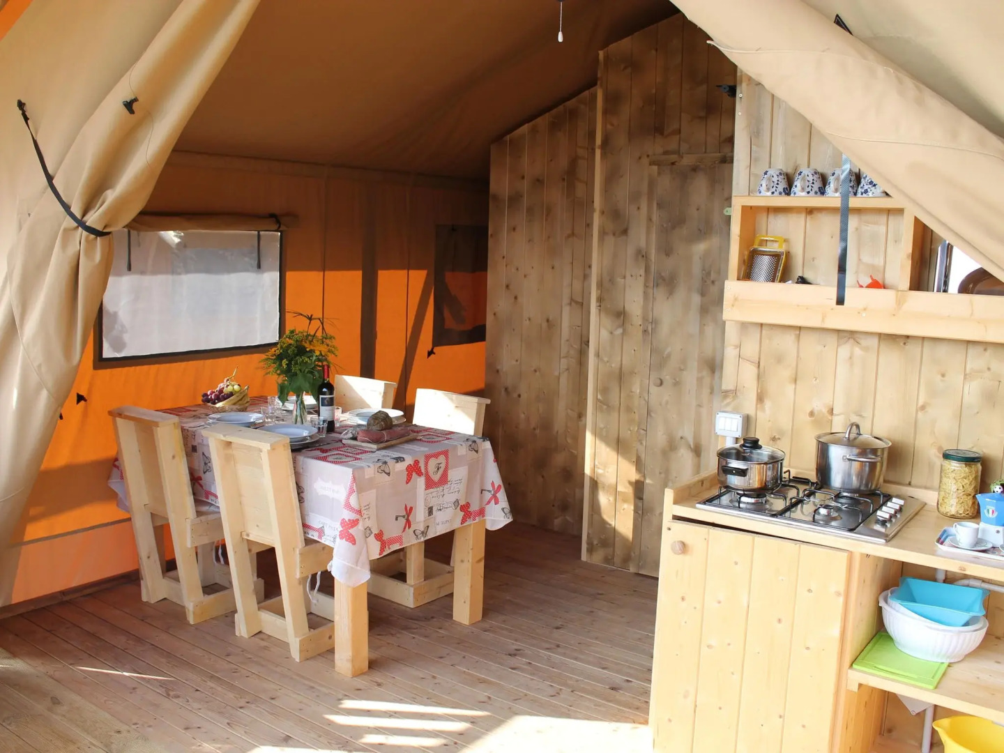 Beautiful tent lodge in Massignano with private terrace