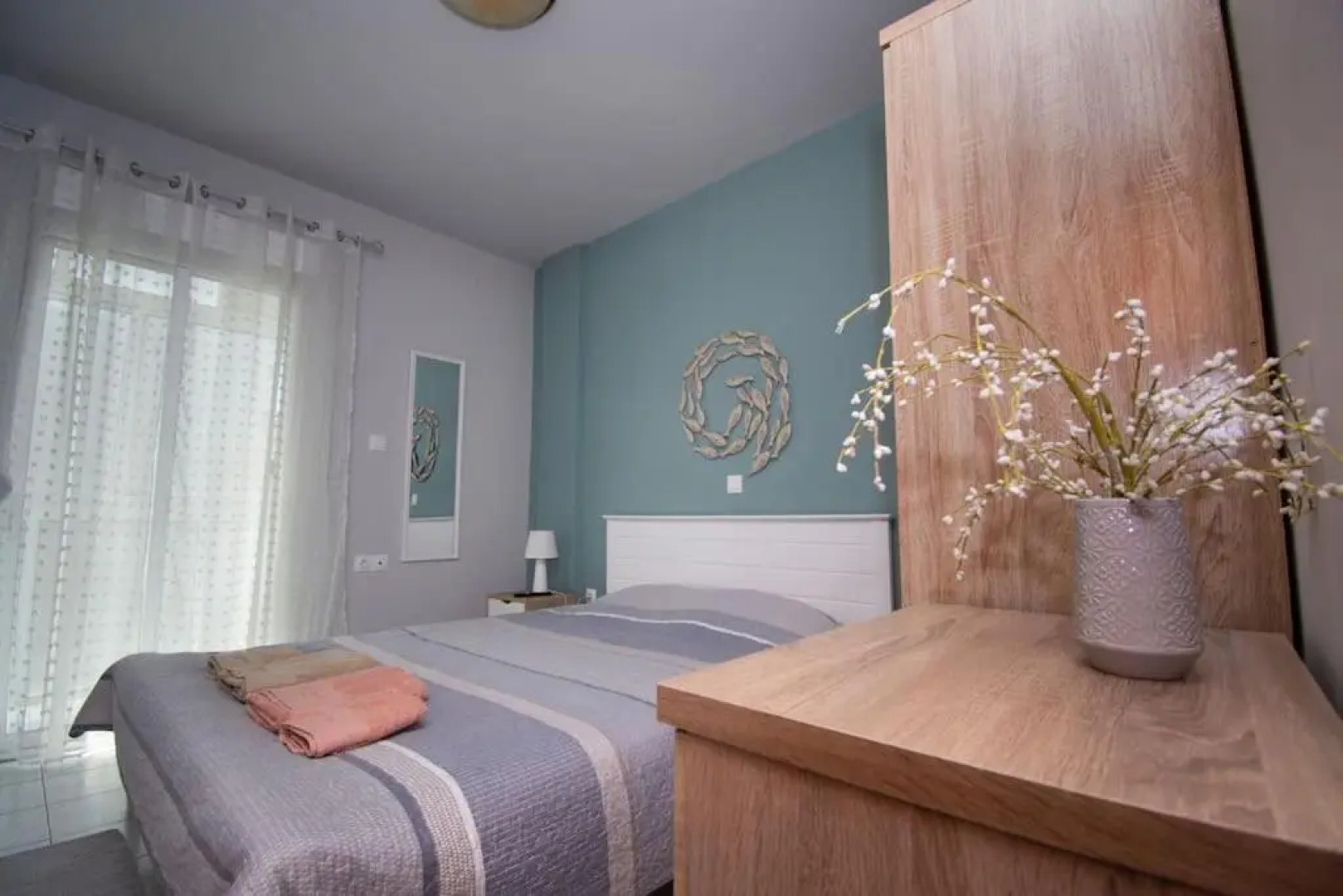 Anadora 1. City center modern stylish appartment.