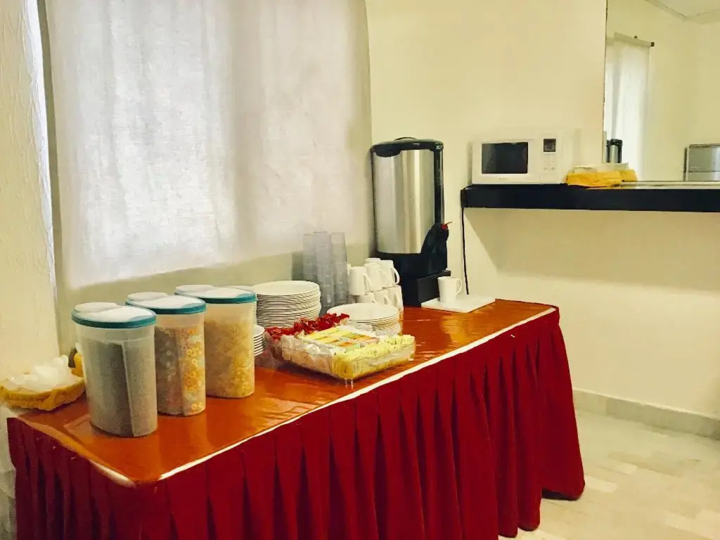 Hotel Imperial Laguna Faranda