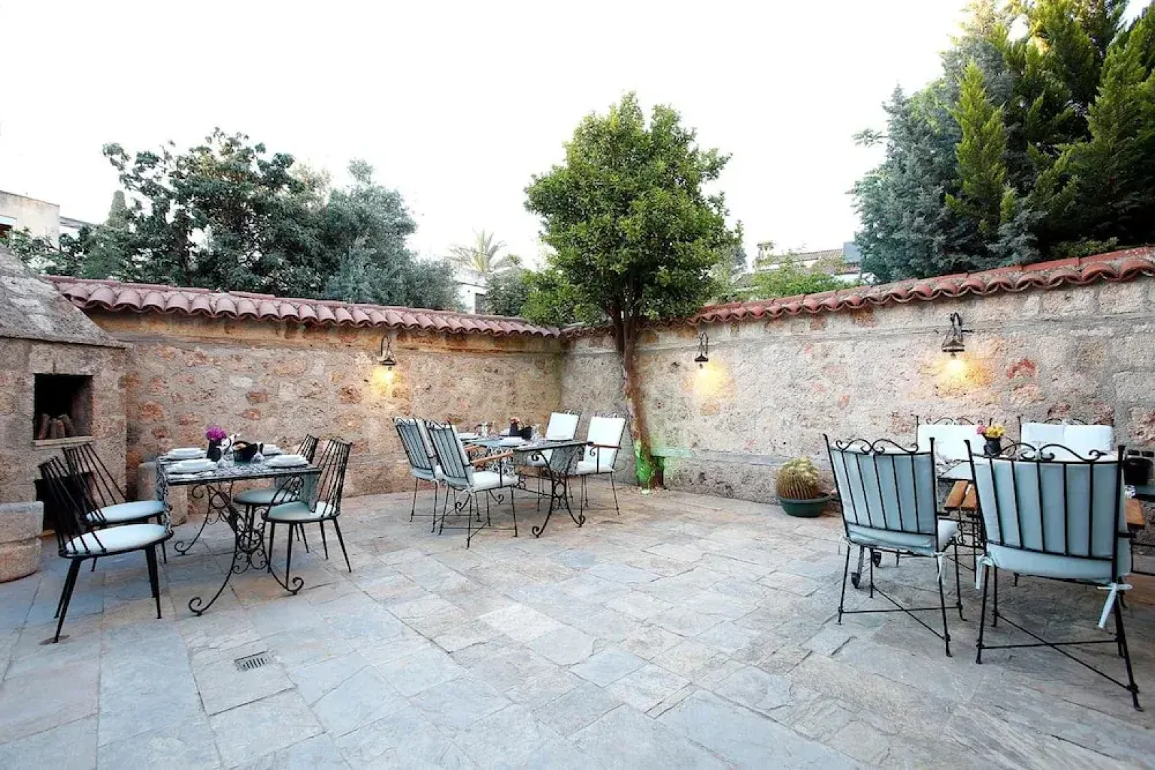 Castle Inn Boutique Hotel