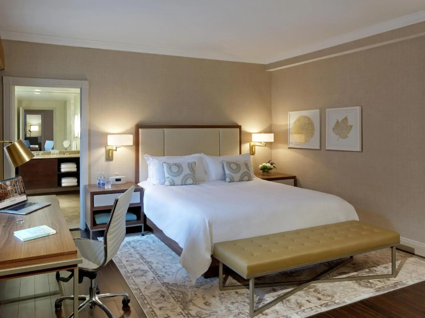 The Lord Nelson Hotel & Suites