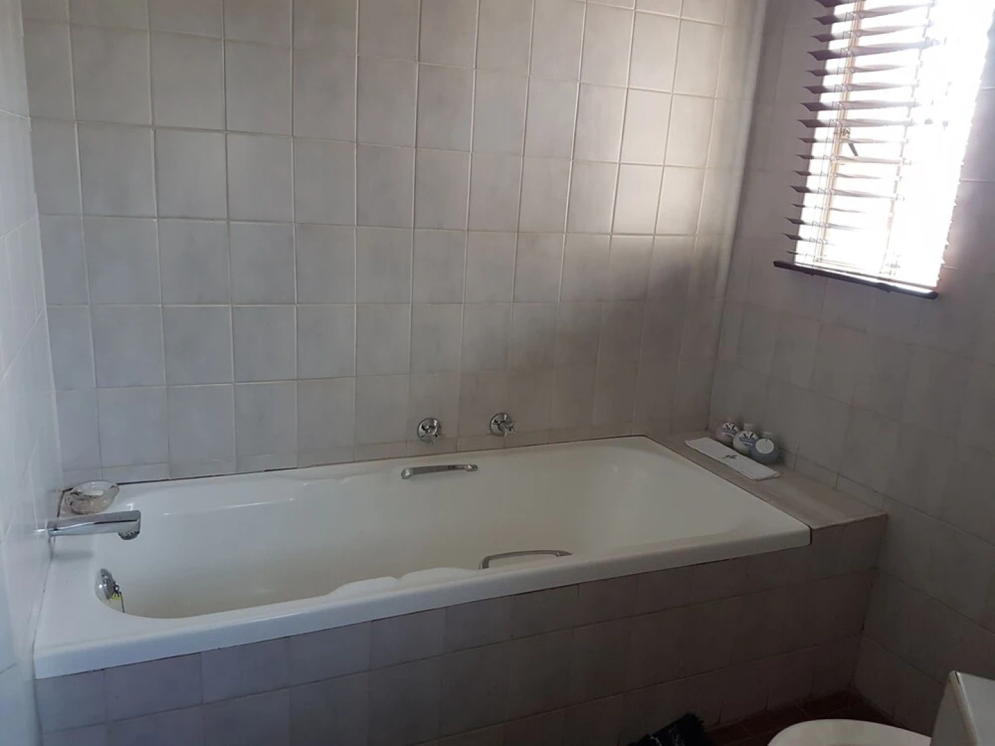 Buffalo Hill Safari Lodge