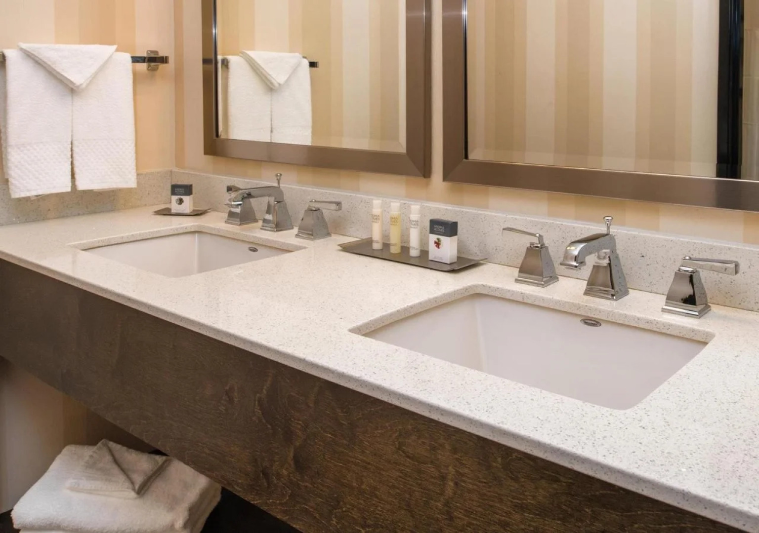 DoubleTree by Hilton Portland - Beaverton