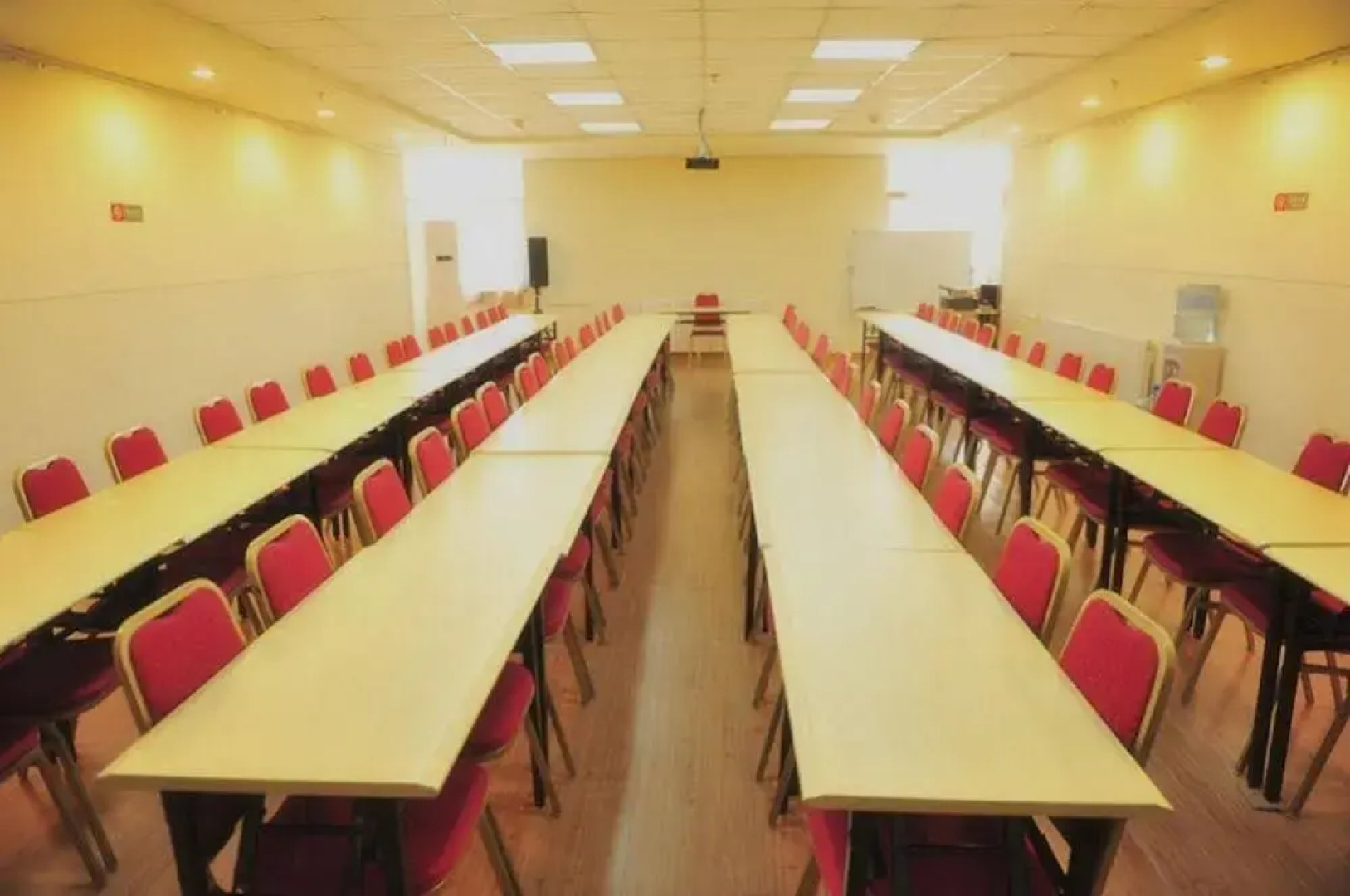 银座佳驿酒店(潍坊四平路泰华城风筝广场店)