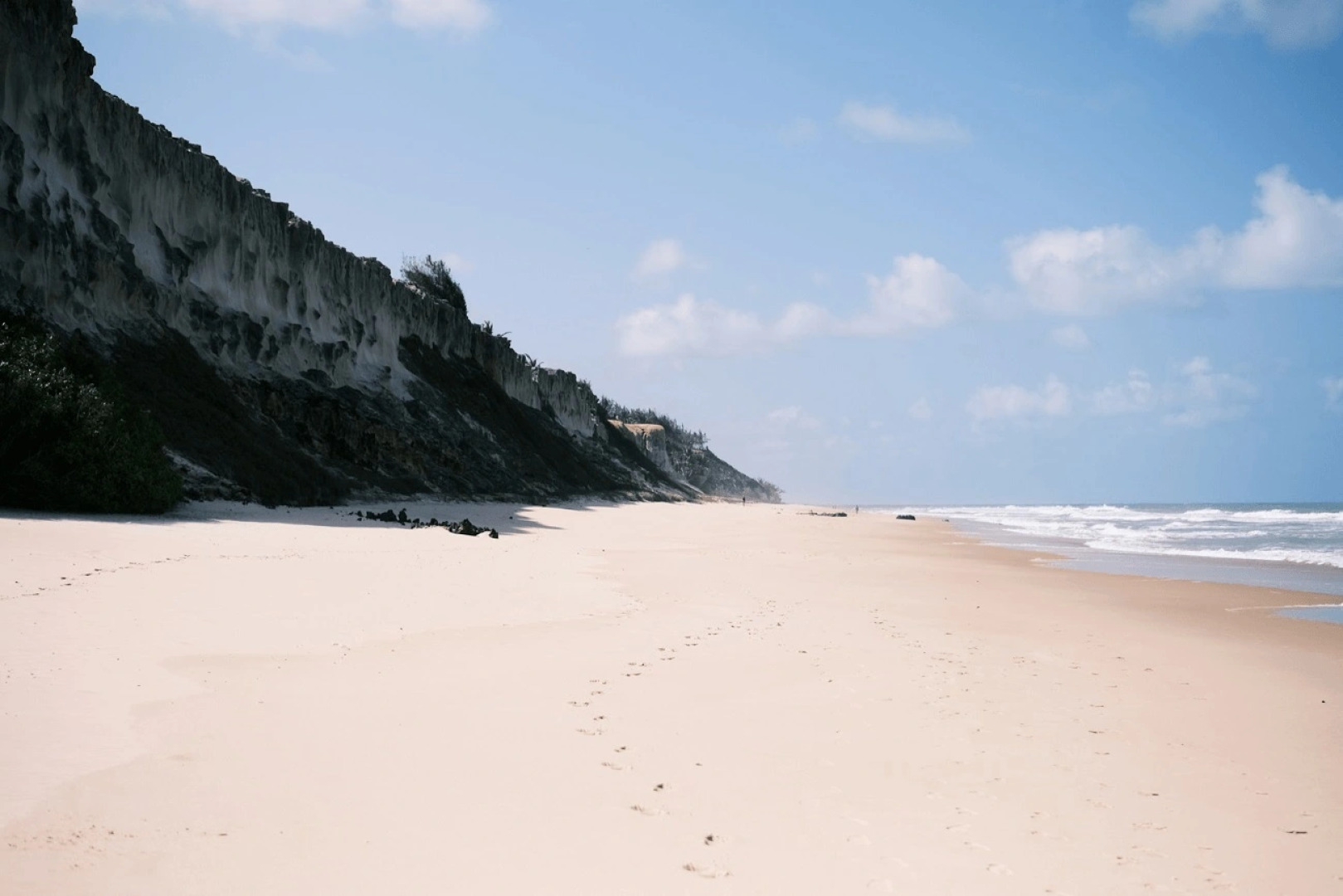 Madeiro Beach Hotel And Resort