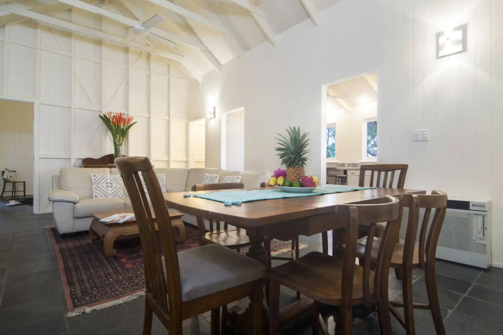 Port Douglas Cottage and Lodge