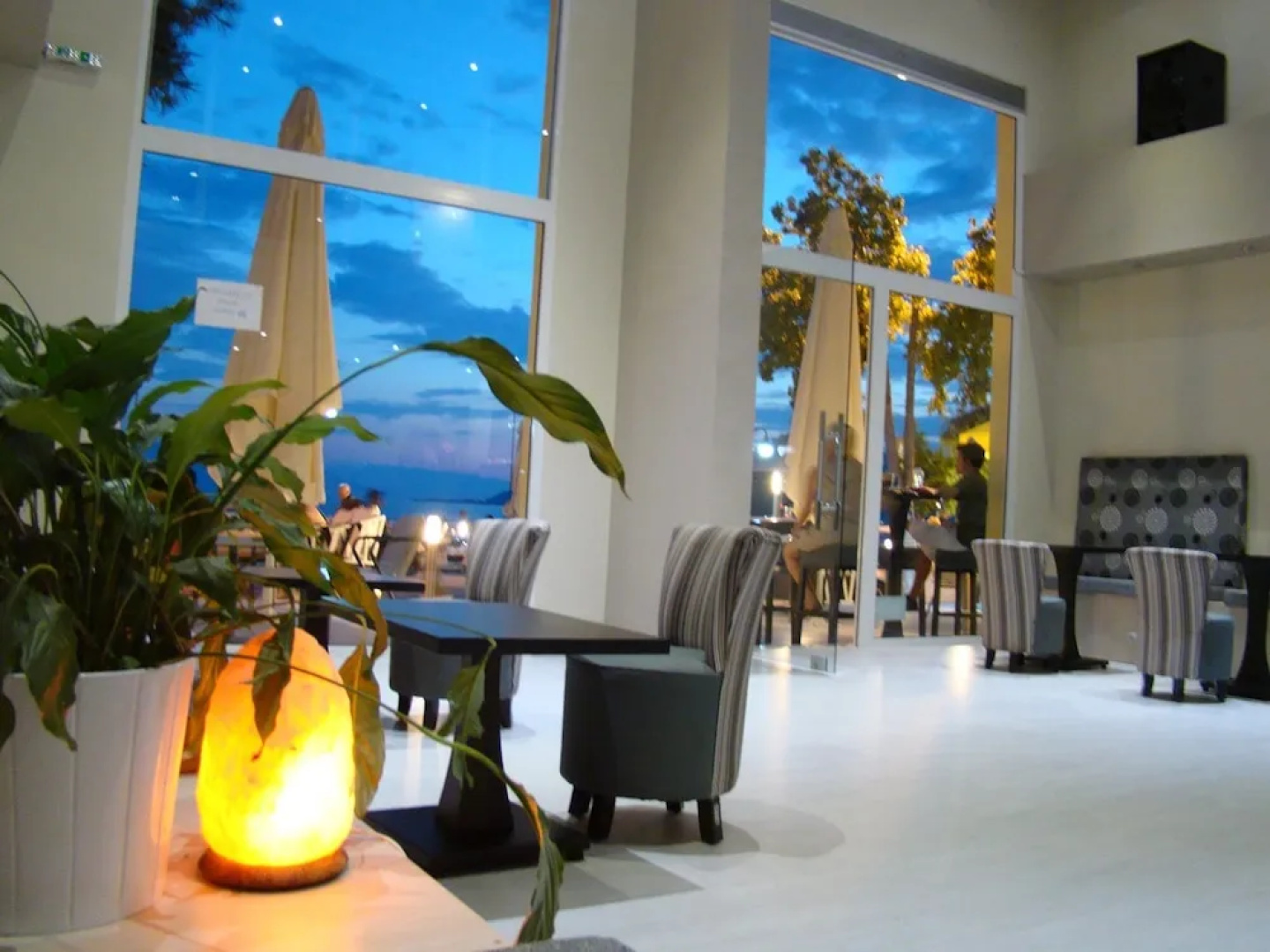 Maravellia Art Hotel