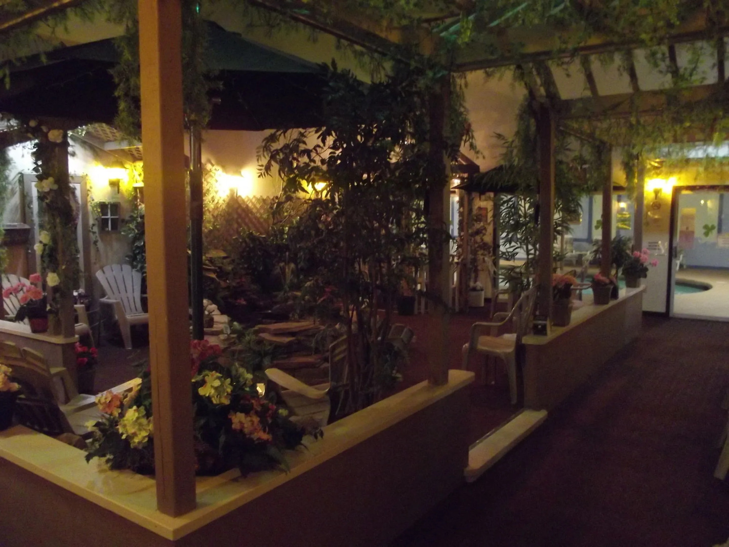 Colonial Resort-1000 Islands