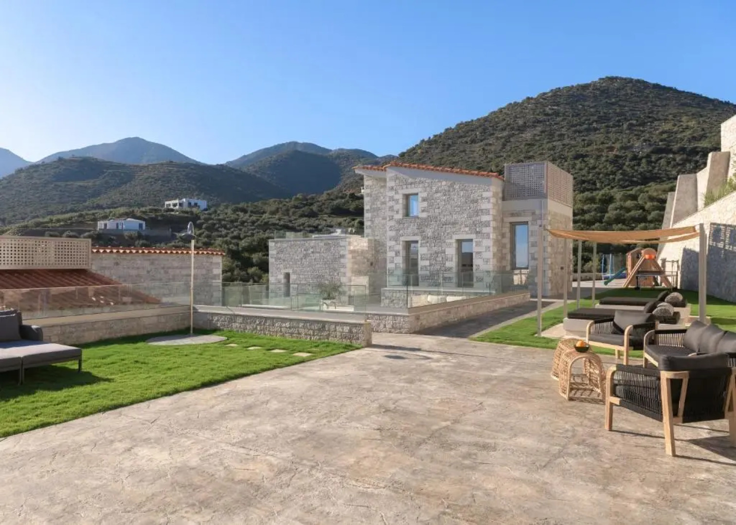 ViveVerde Villa, featuring 3 Pools - Walking distance to Beach & Shops, By ThinkVilla