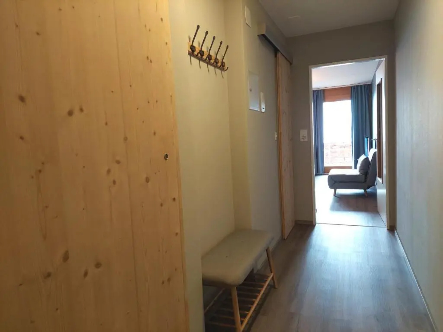 LAAX central holiday apartment with pool & sauna