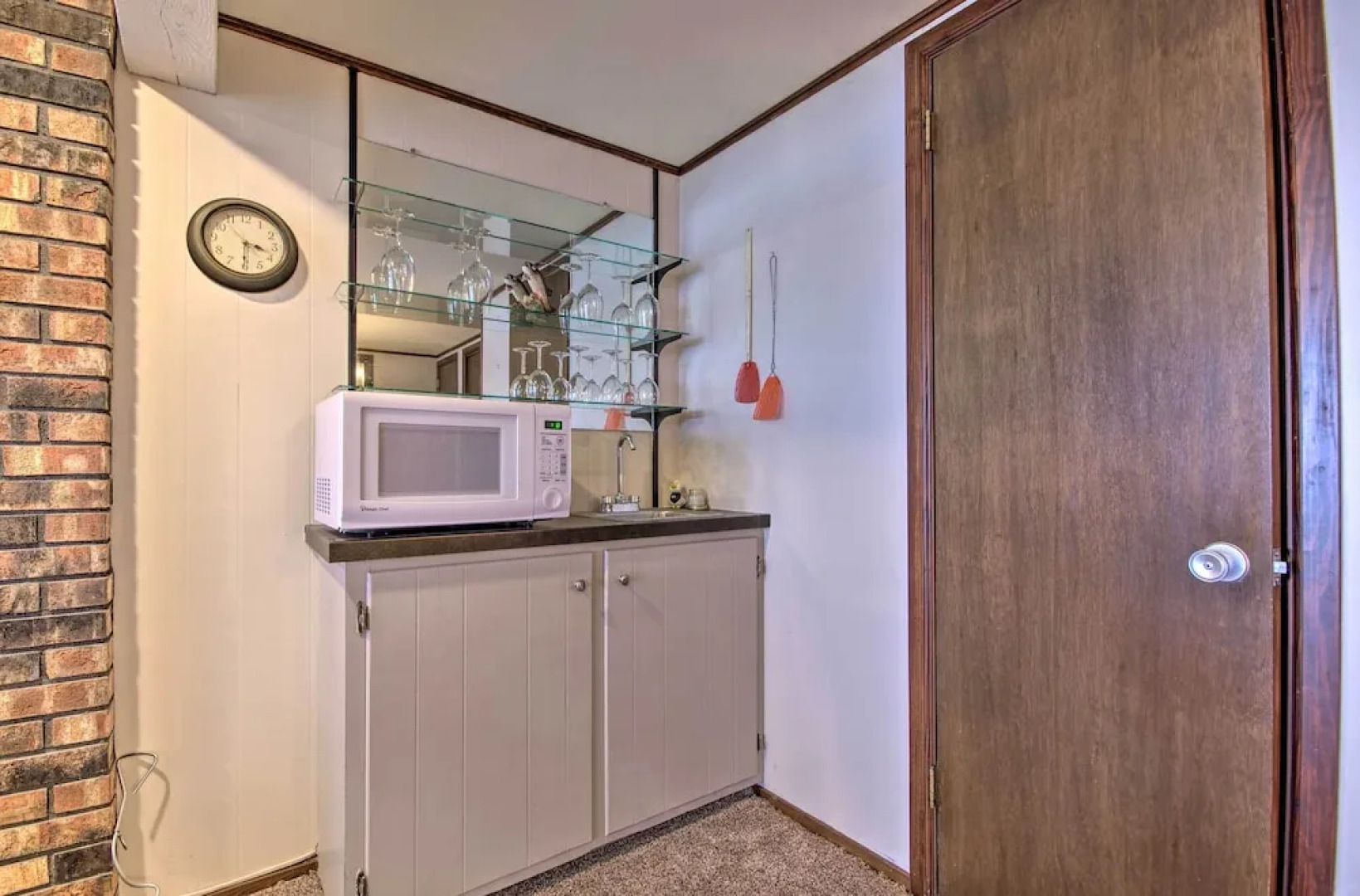 Sunrise Beach Cottage w/ Dock & Boat Launch!