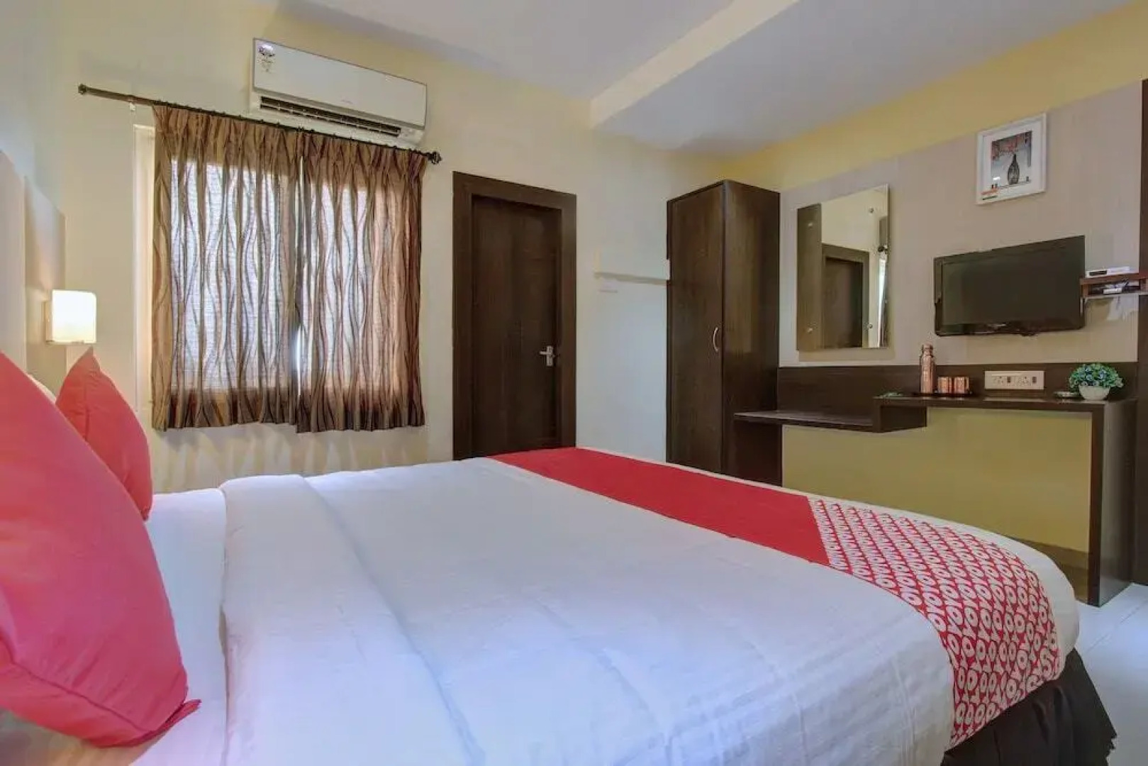 Motel Gajraj Continental by OYO Rooms