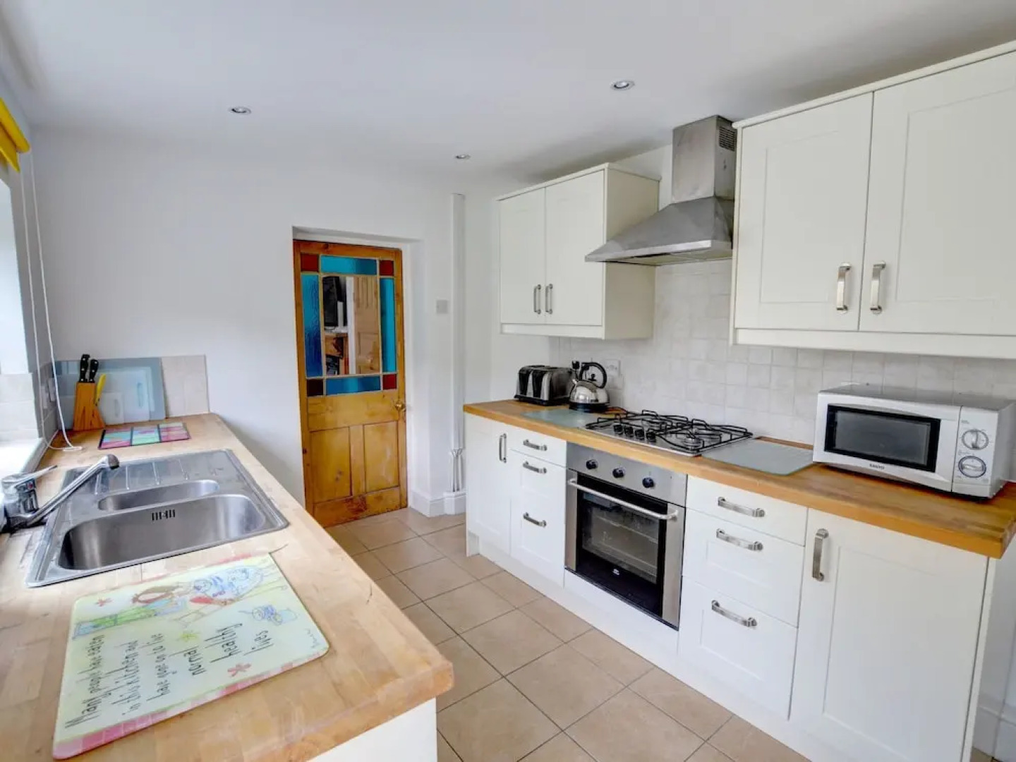 Ideally Located Holiday Home near Cardiff