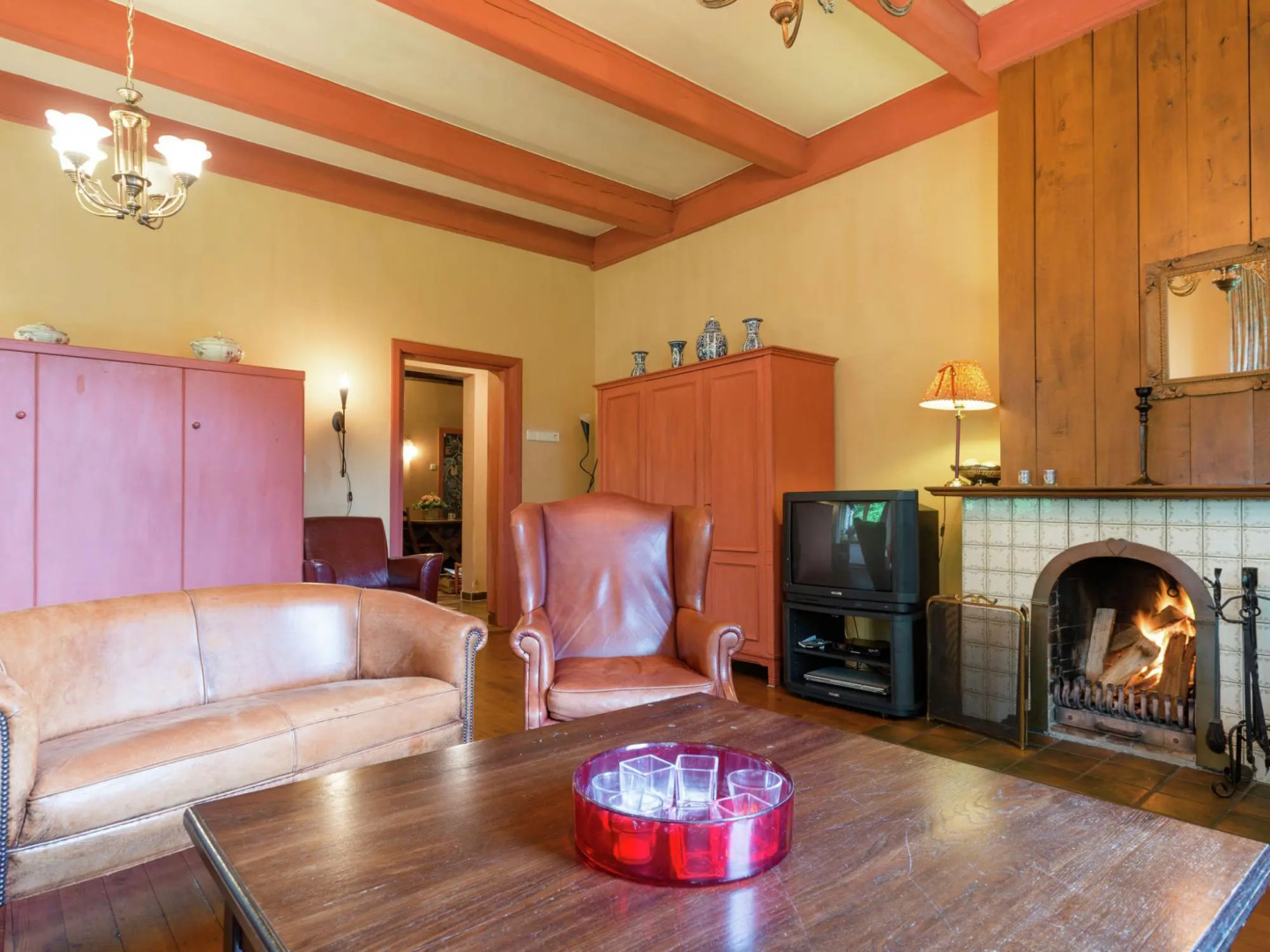 Secluded Farmhouse in Balkbrug with bubble bath