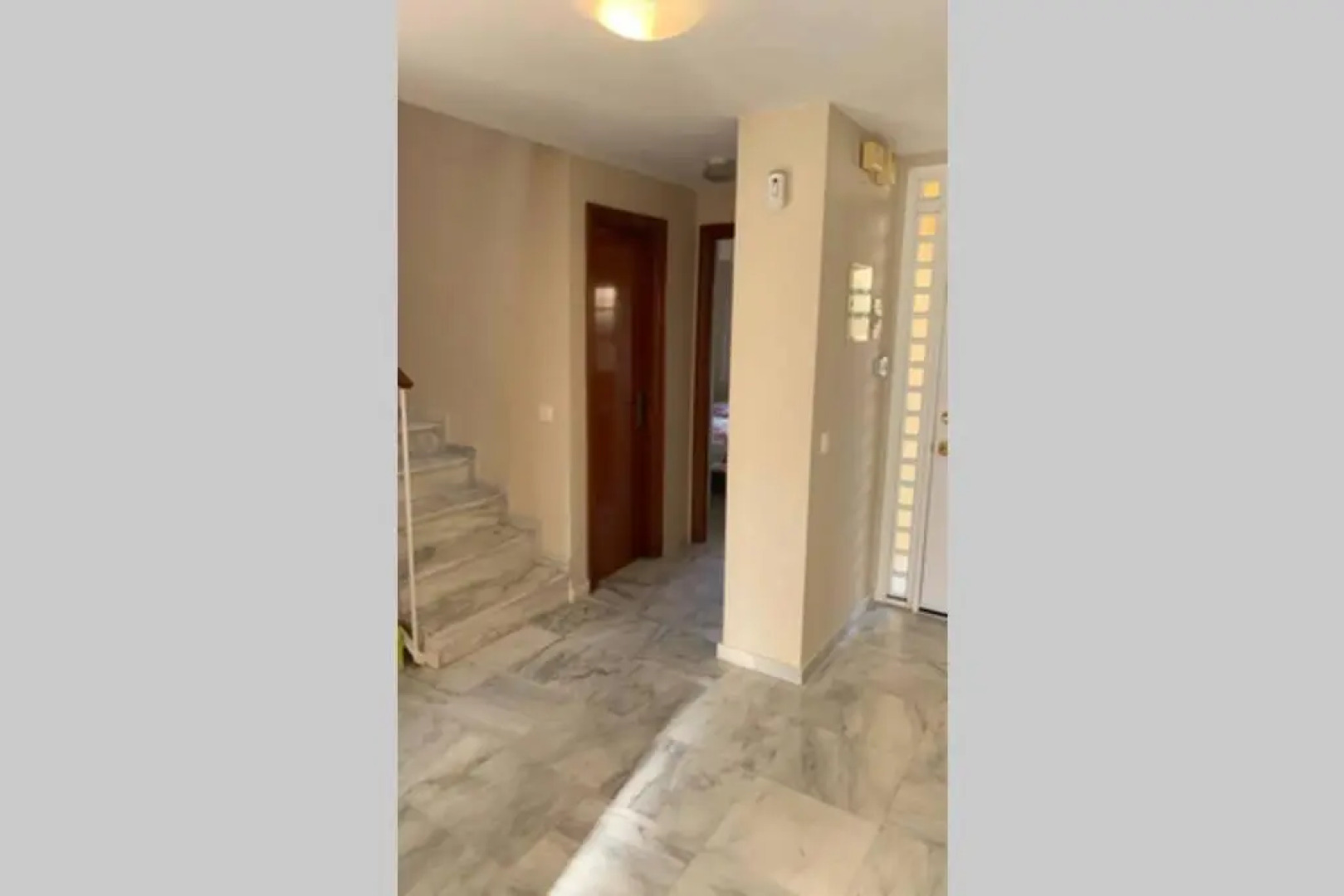 CASA DE LUJO CON PISCINA a 5 minutos andando del recinto ferial