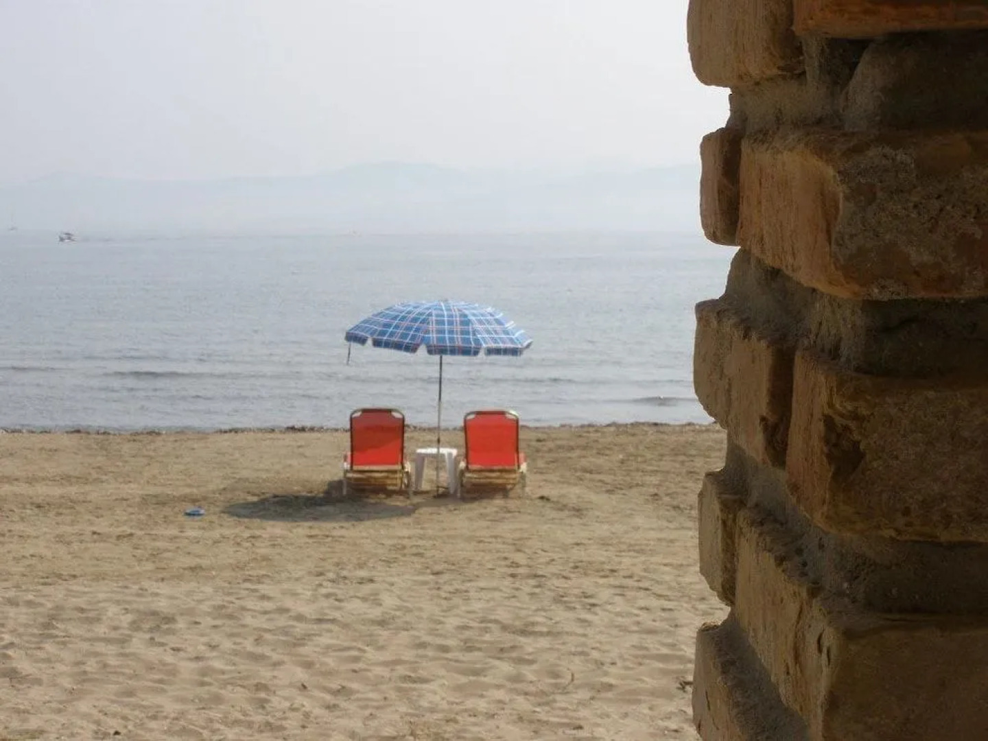 Biscoutsis Apartments & Studios