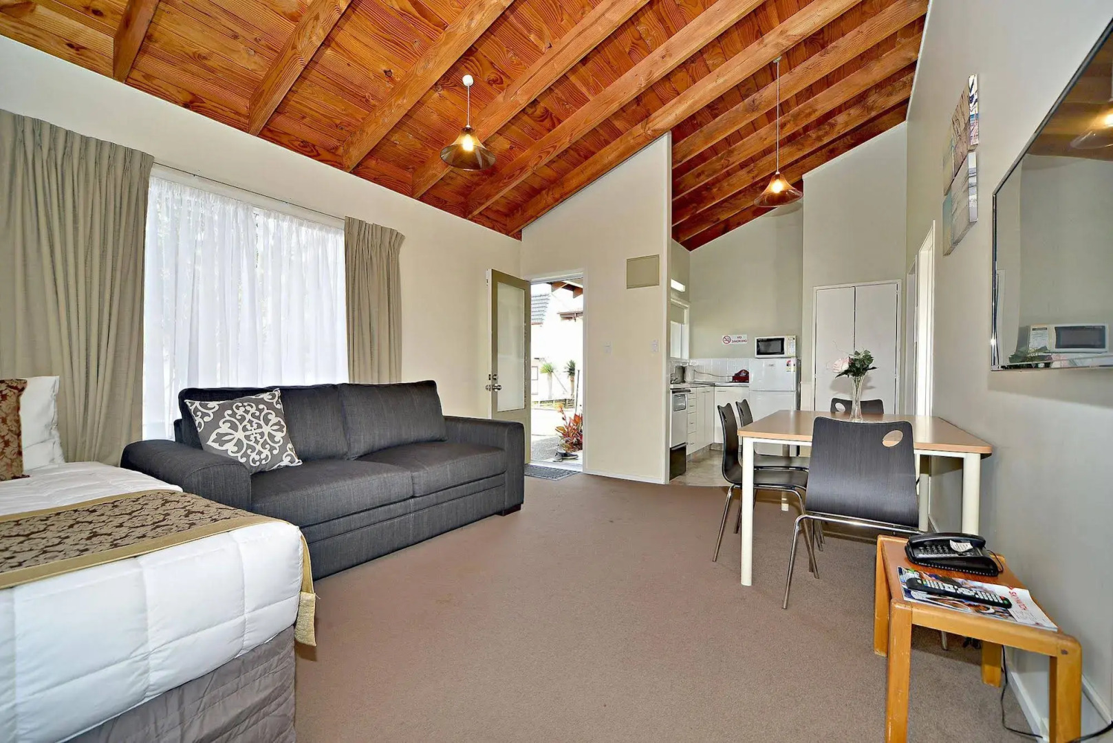Takapuna Motor Lodge