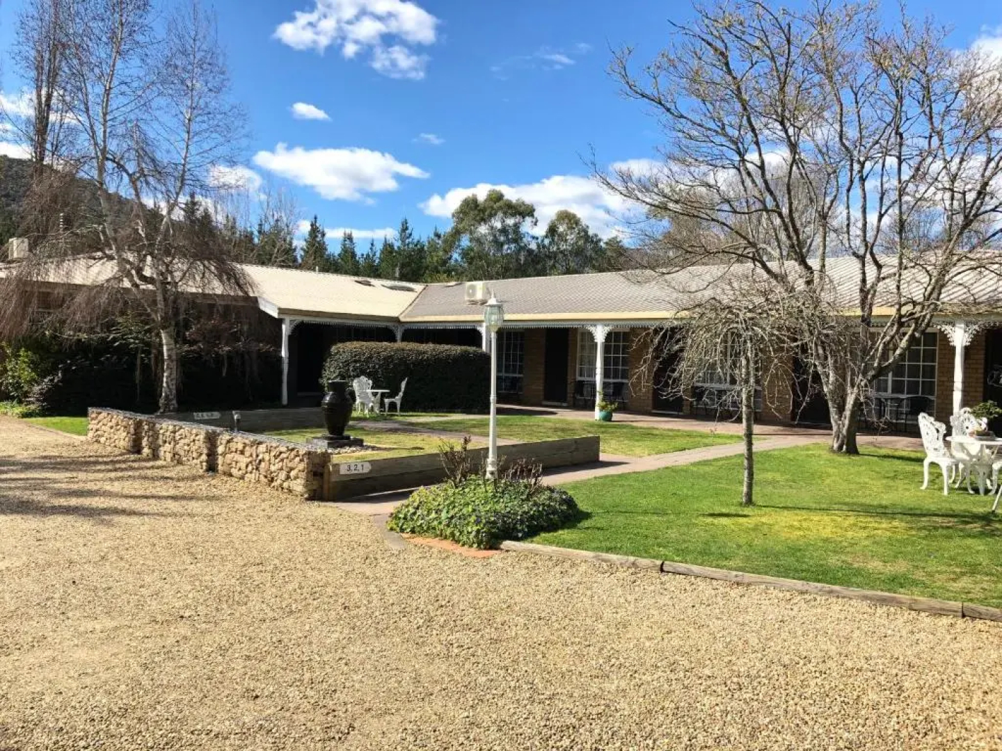 Bright Avenue Motor Inn