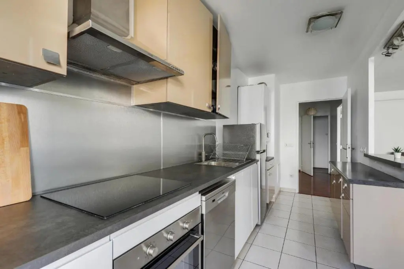 Chic and spacious apart with parking