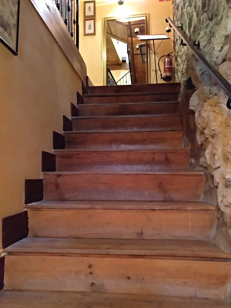 Hospedería Foramontanos