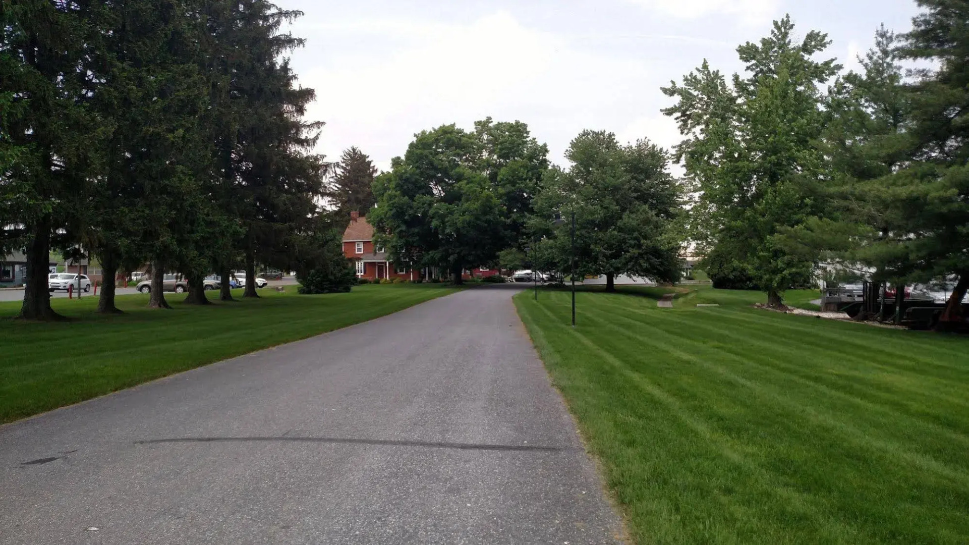 Spruce Lane Lodge and Cottages