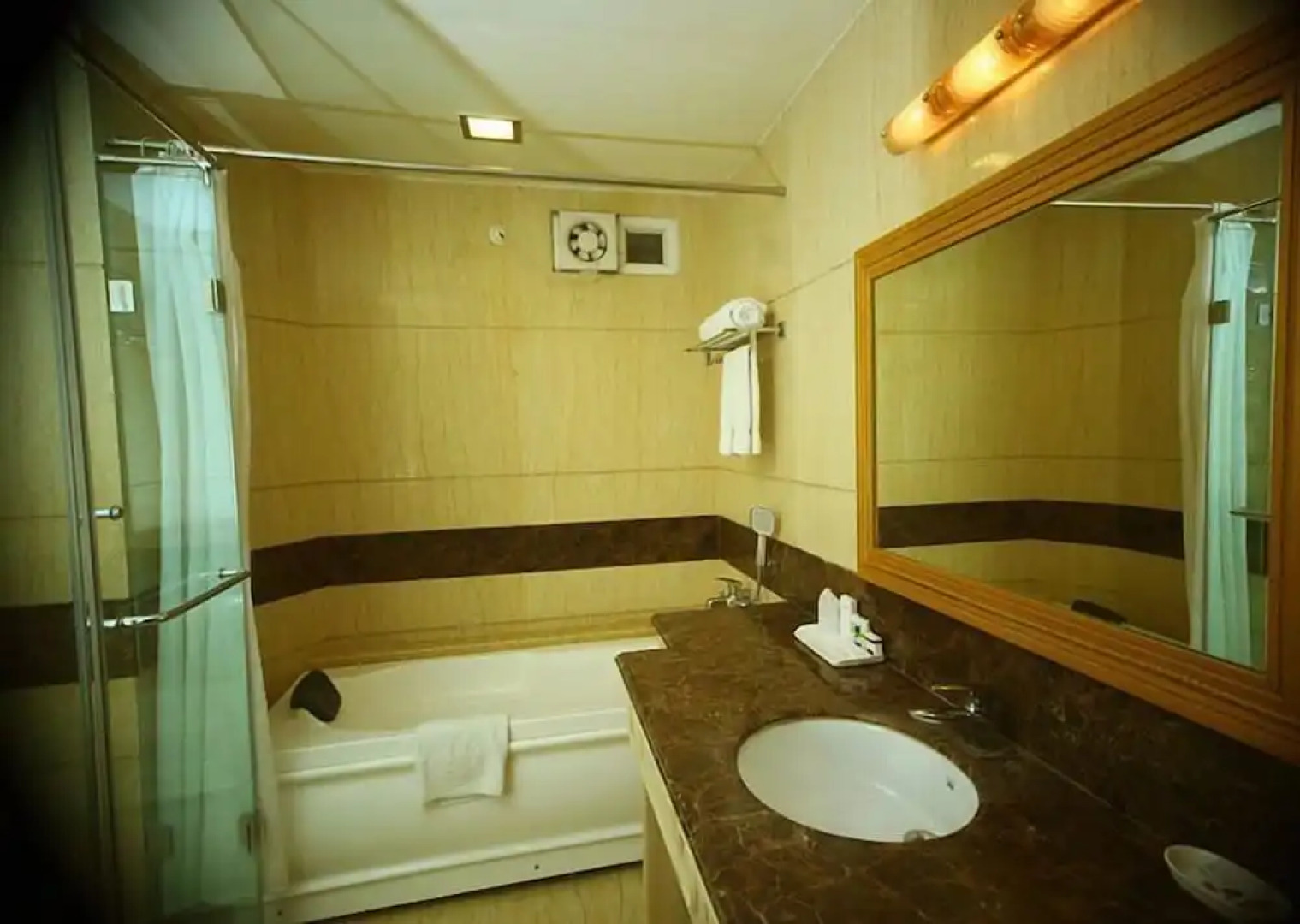 Hotel Vijay Intercontinental