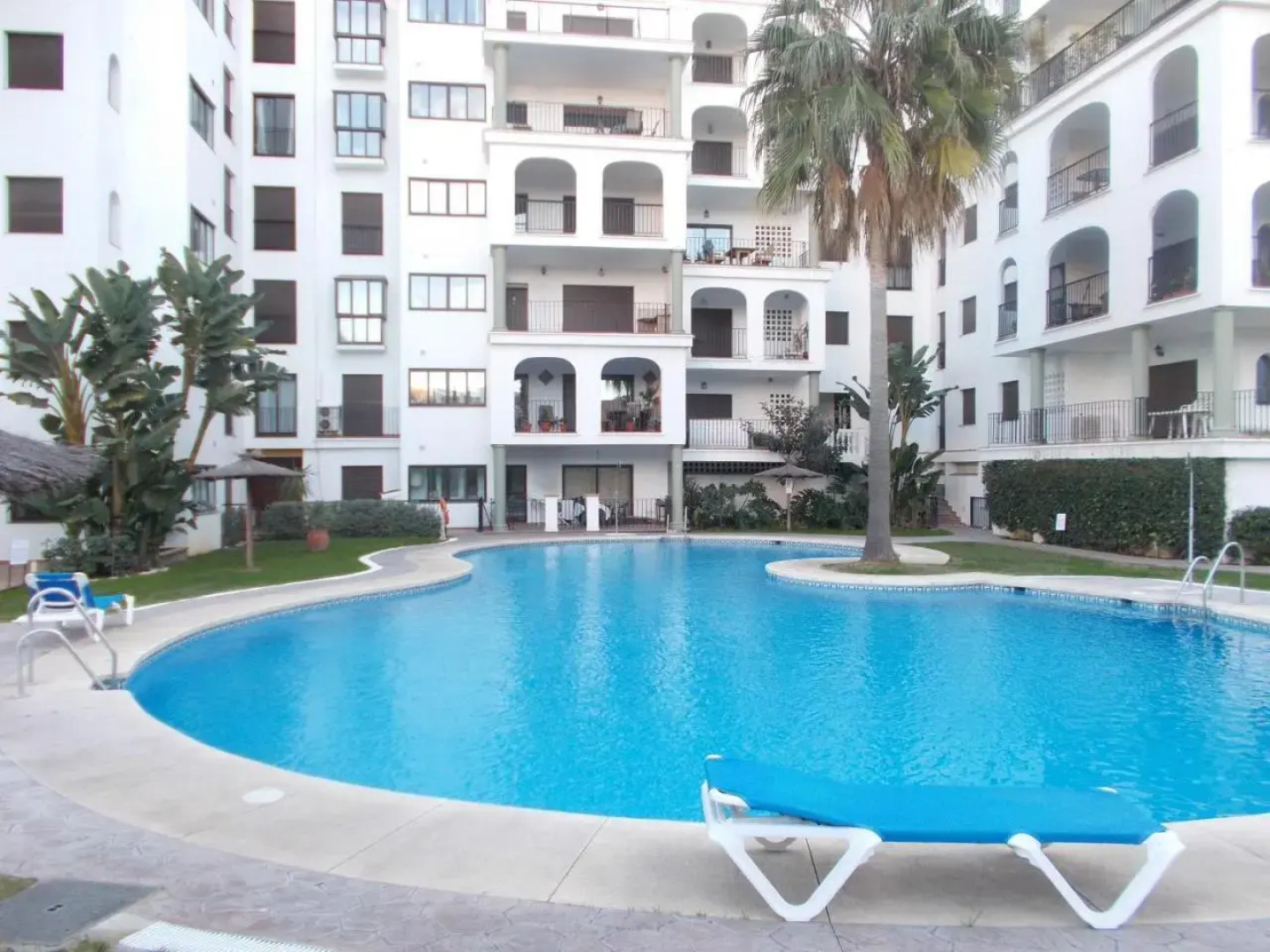 Marina Duquesa Apartment