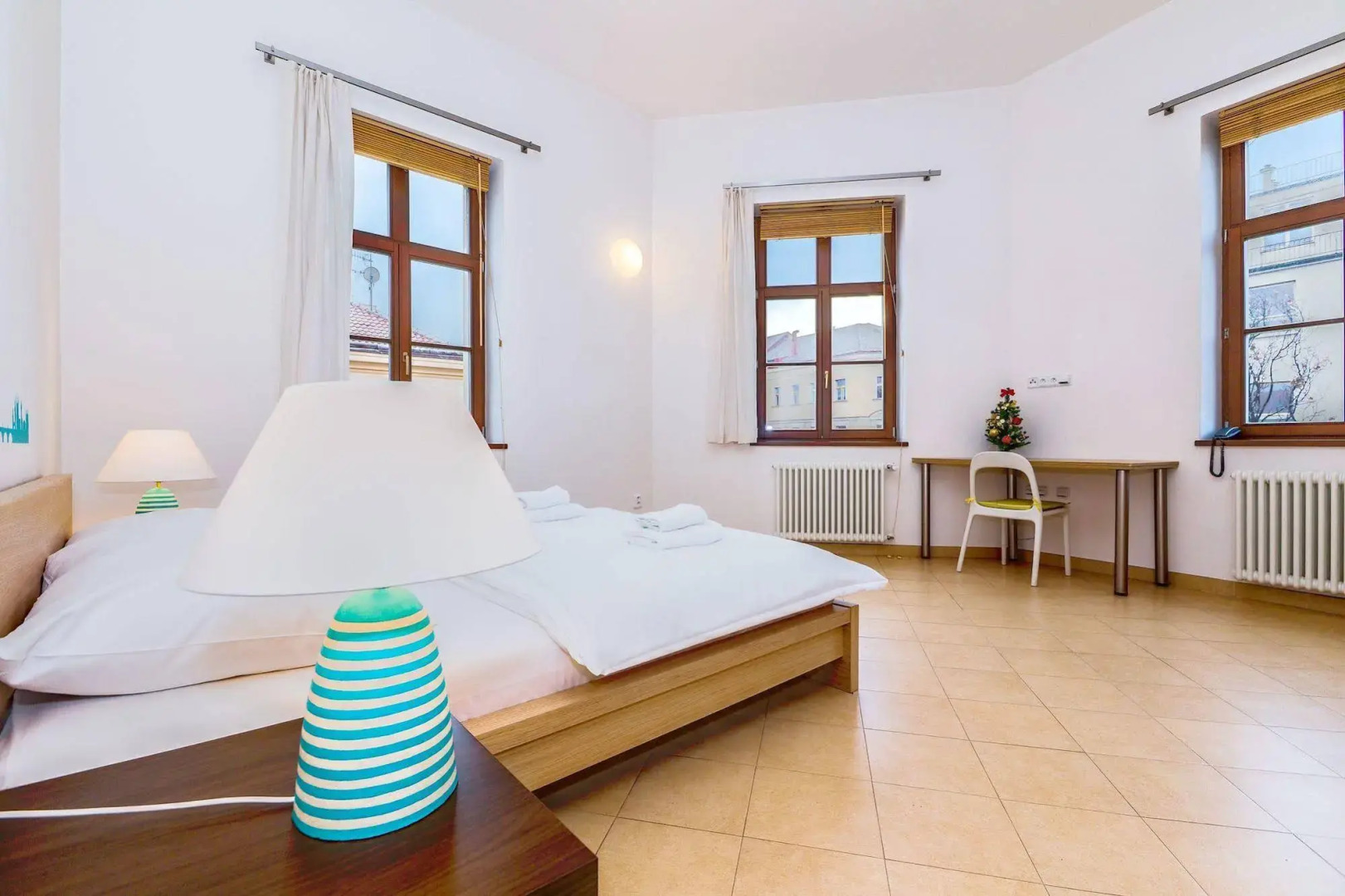 Ginosi Elema Apartel