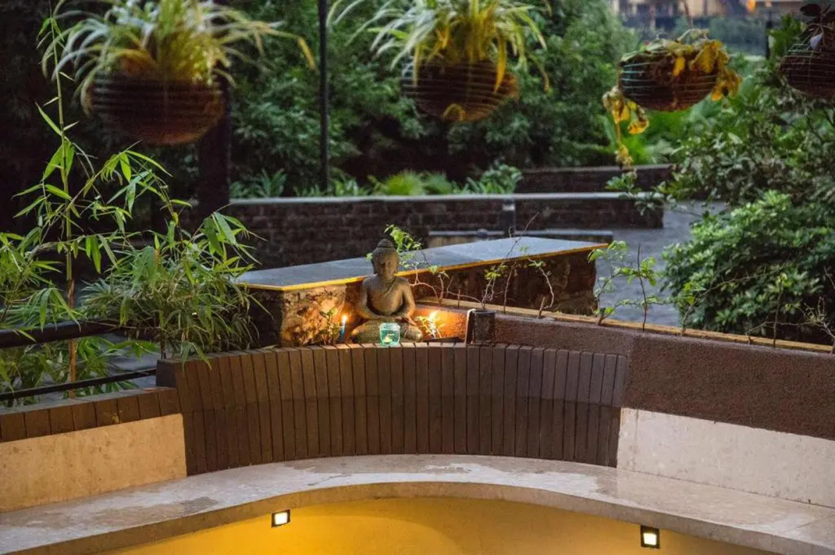 Lavasa Luxury Deck Apartment