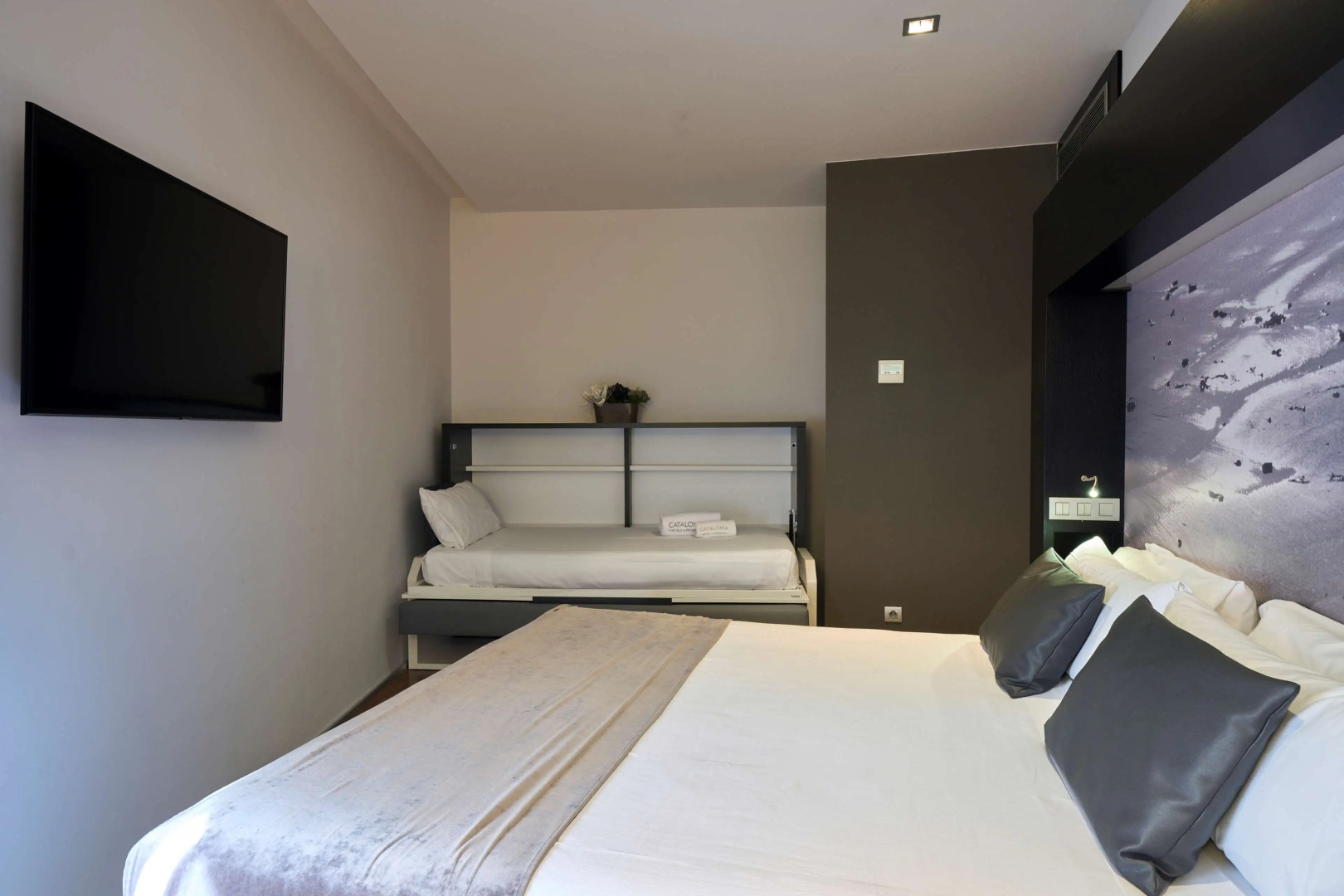 Catalonia Catedral Hotel