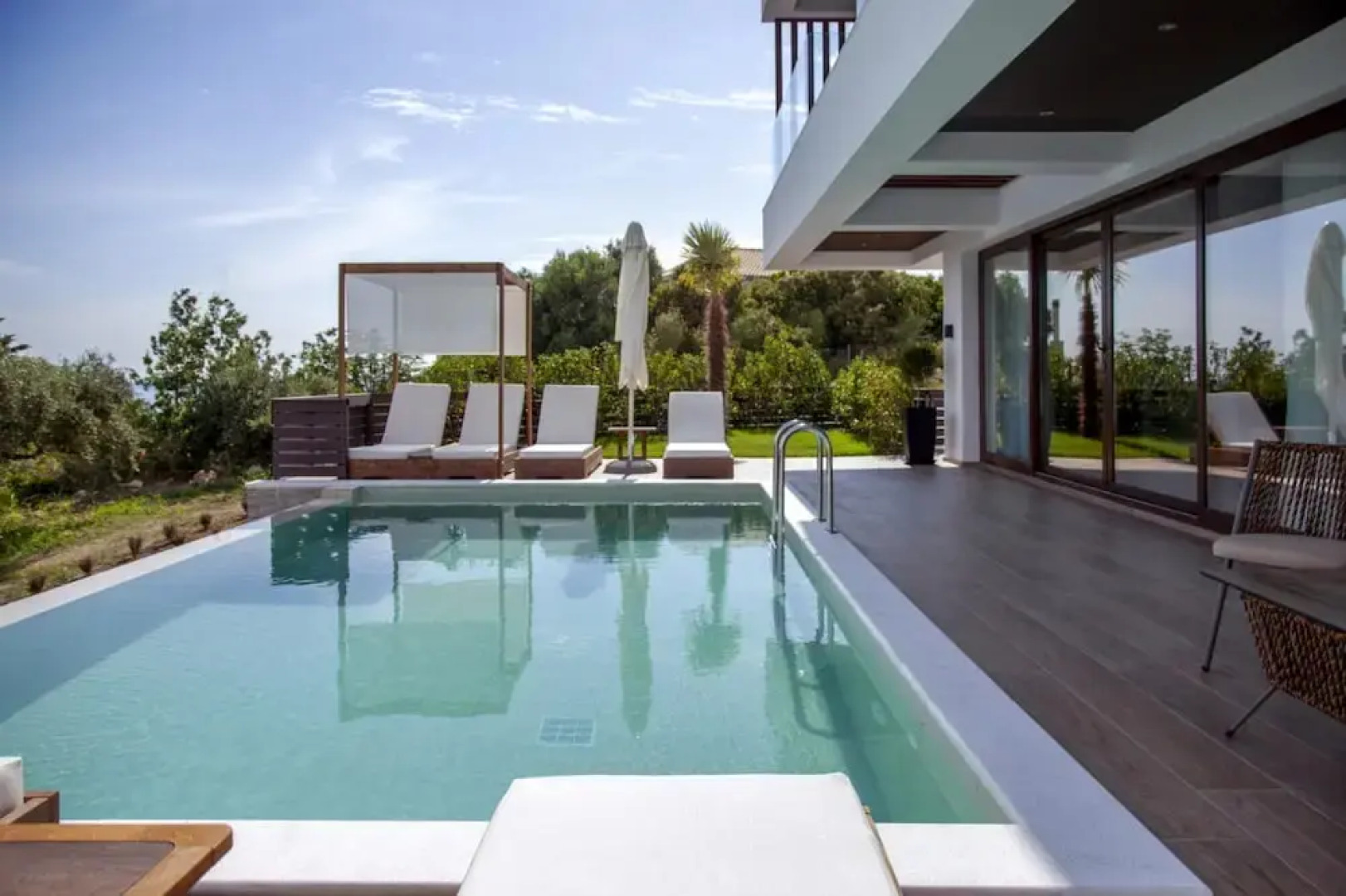 Zavia ENA in Syvota With 2 Bedrooms and 3 Bathrooms