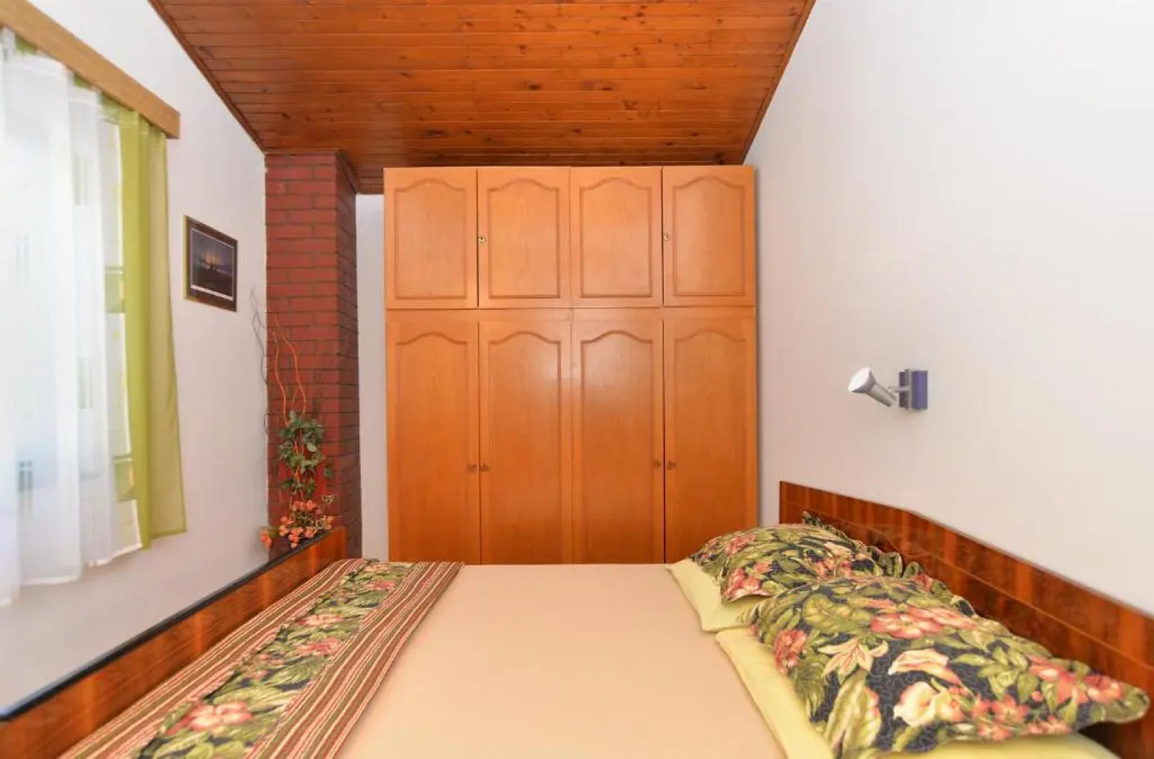 Apartments Vrcevan 811