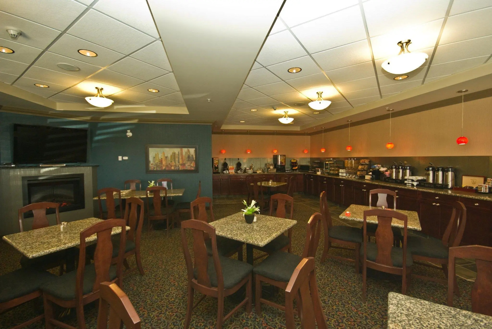 Redwood Inn & Suites - Grande Prairie