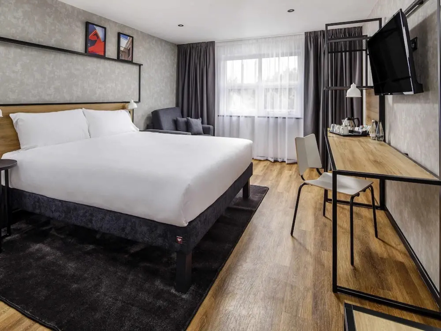Ibis Wakefield East - Castleford