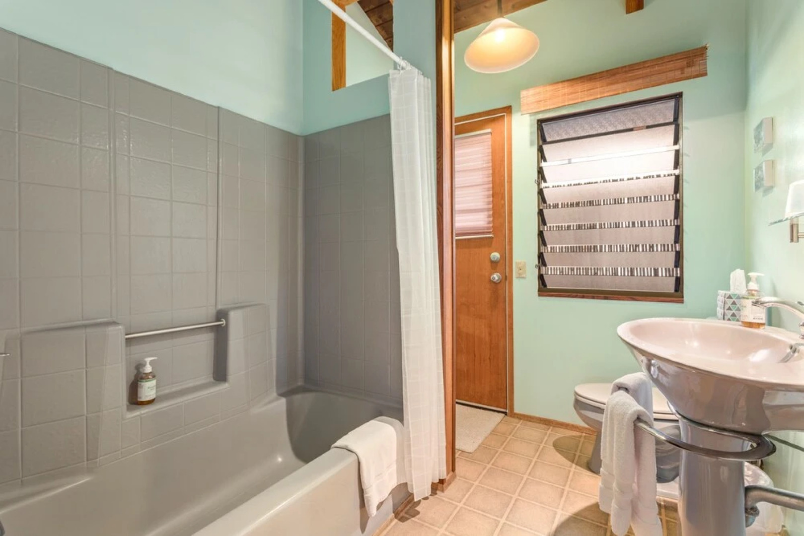 Big Island Kona Dreams by Coldwell Banker Island Vacations