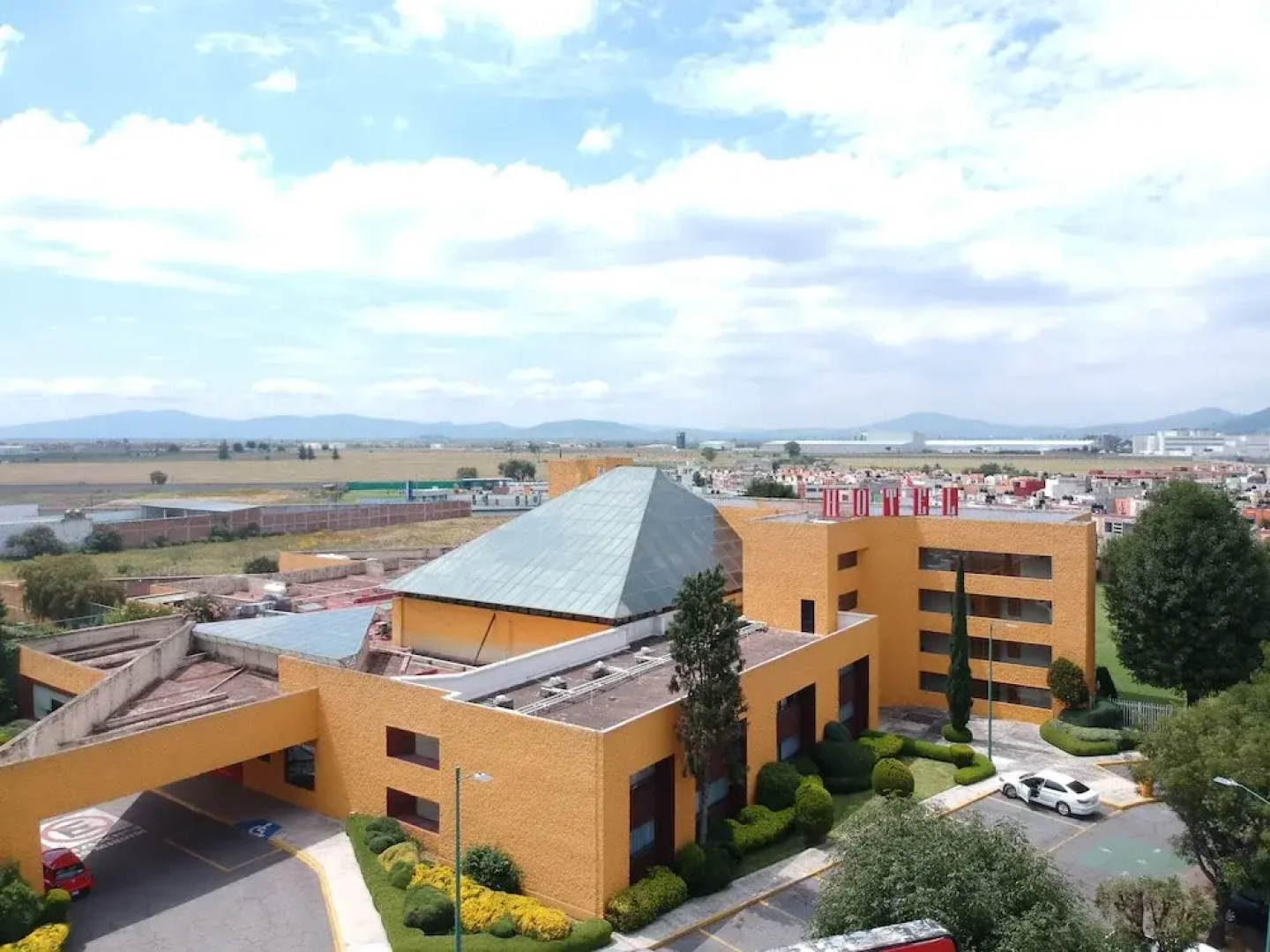 Hotel Cantalagua Inn