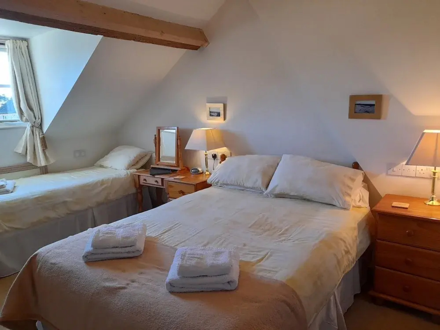 Montacute Country Tearooms B&B